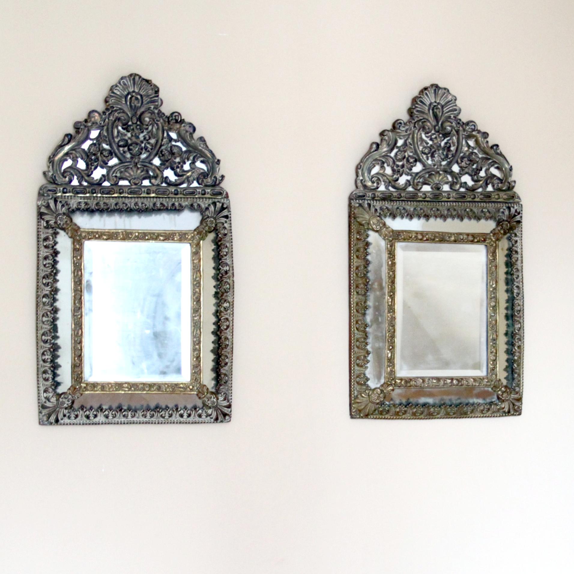 Decorative Pair of Gilded Antique Flemish Mirrors, Europe 19th Century For Sale 2