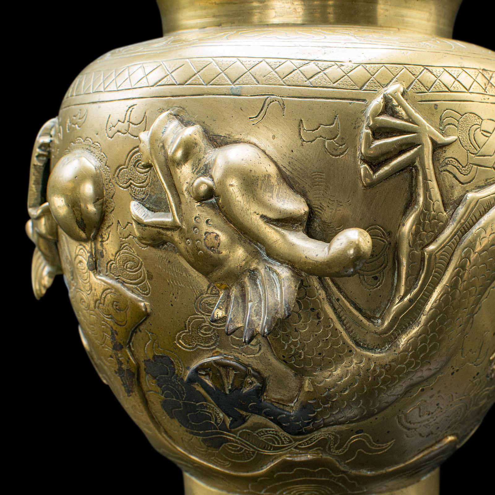 Paire d'urnes à fleurs anciennes chinoises, bronze, vase Posy décoratif victorien en vente 5