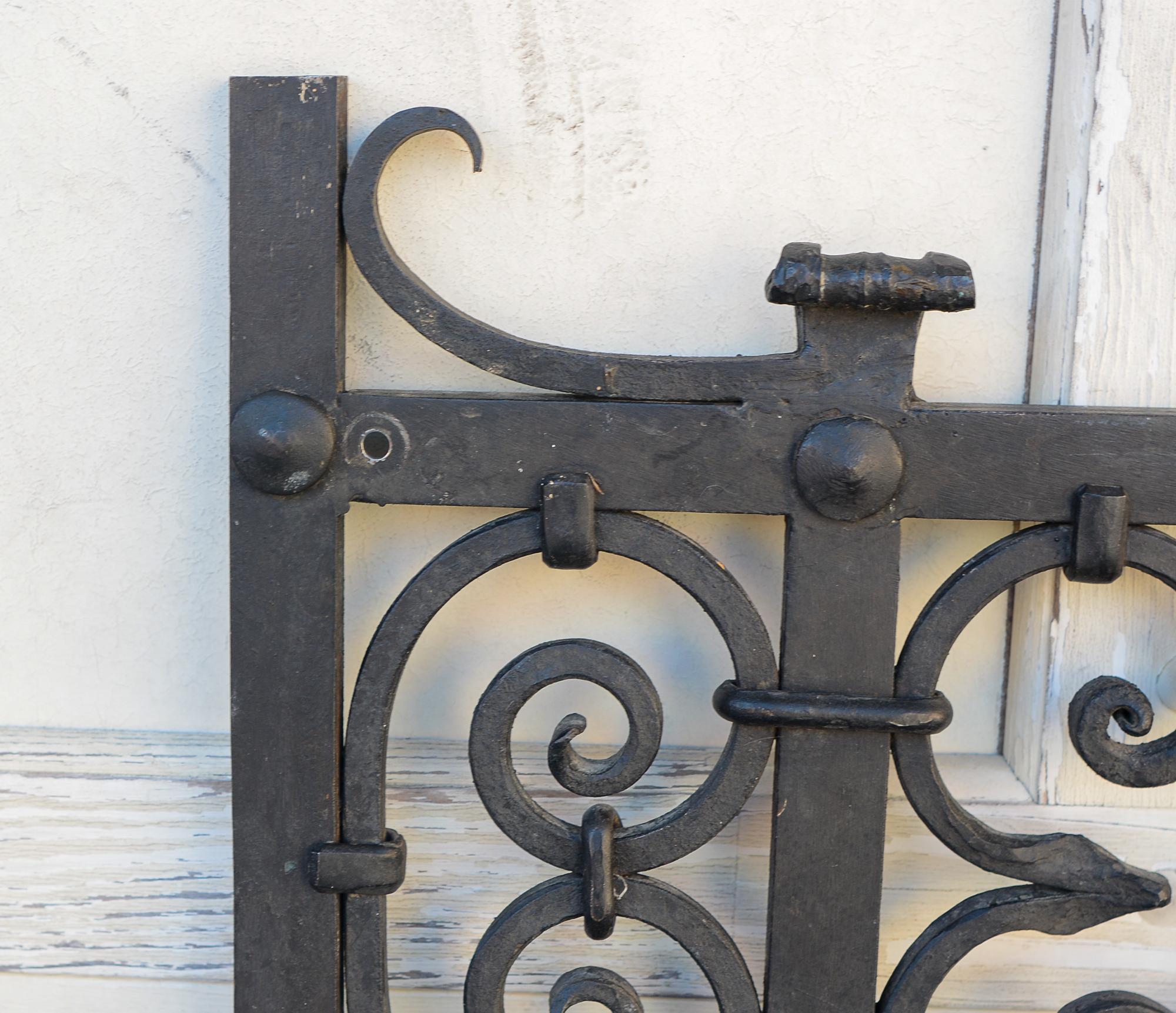 Pair of Antique Forged Iron Gates In Good Condition In San Mateo, CA