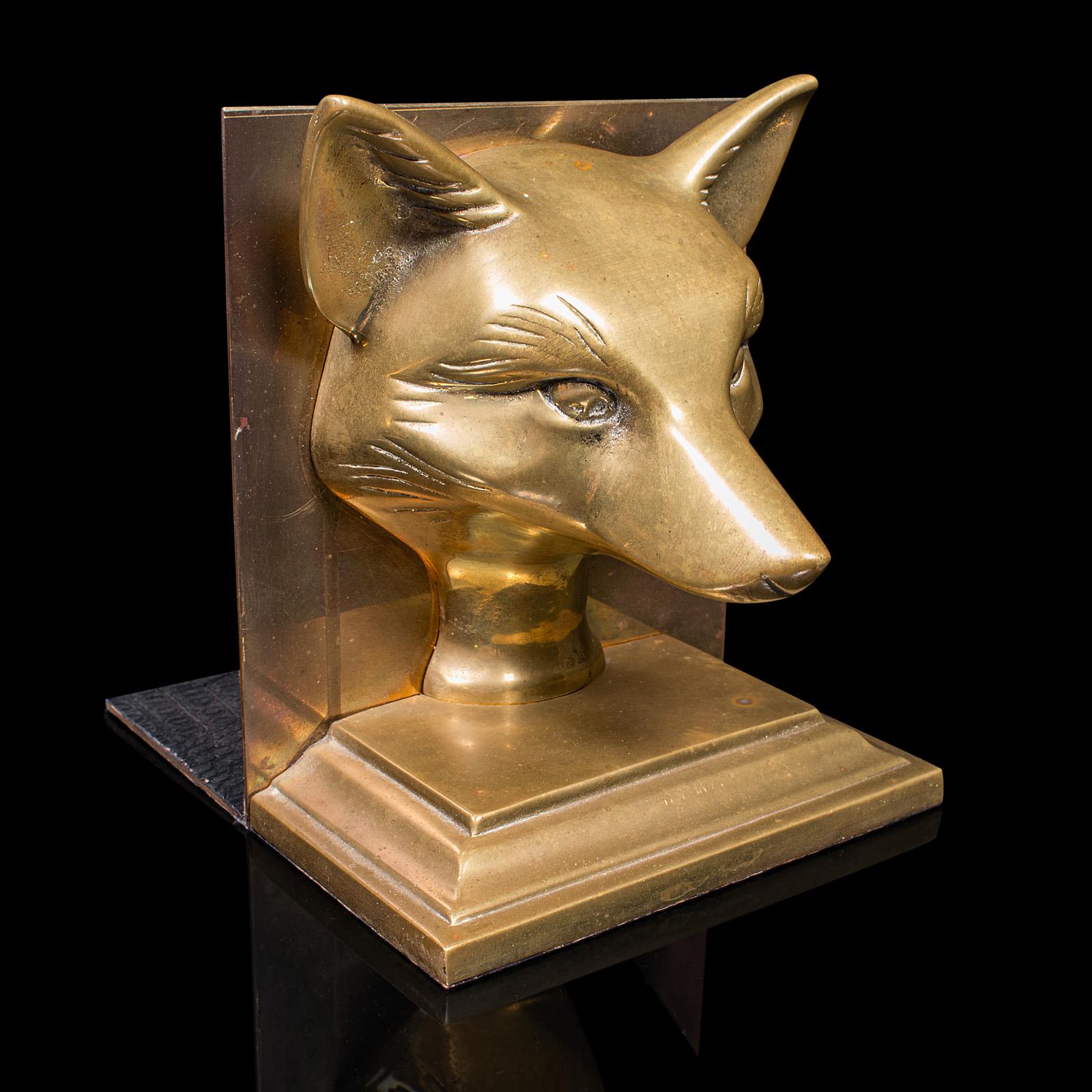 19th Century Pair Of Antique Fox Bookends, English, Brass, Decorative, Book Rest, Victorian For Sale
