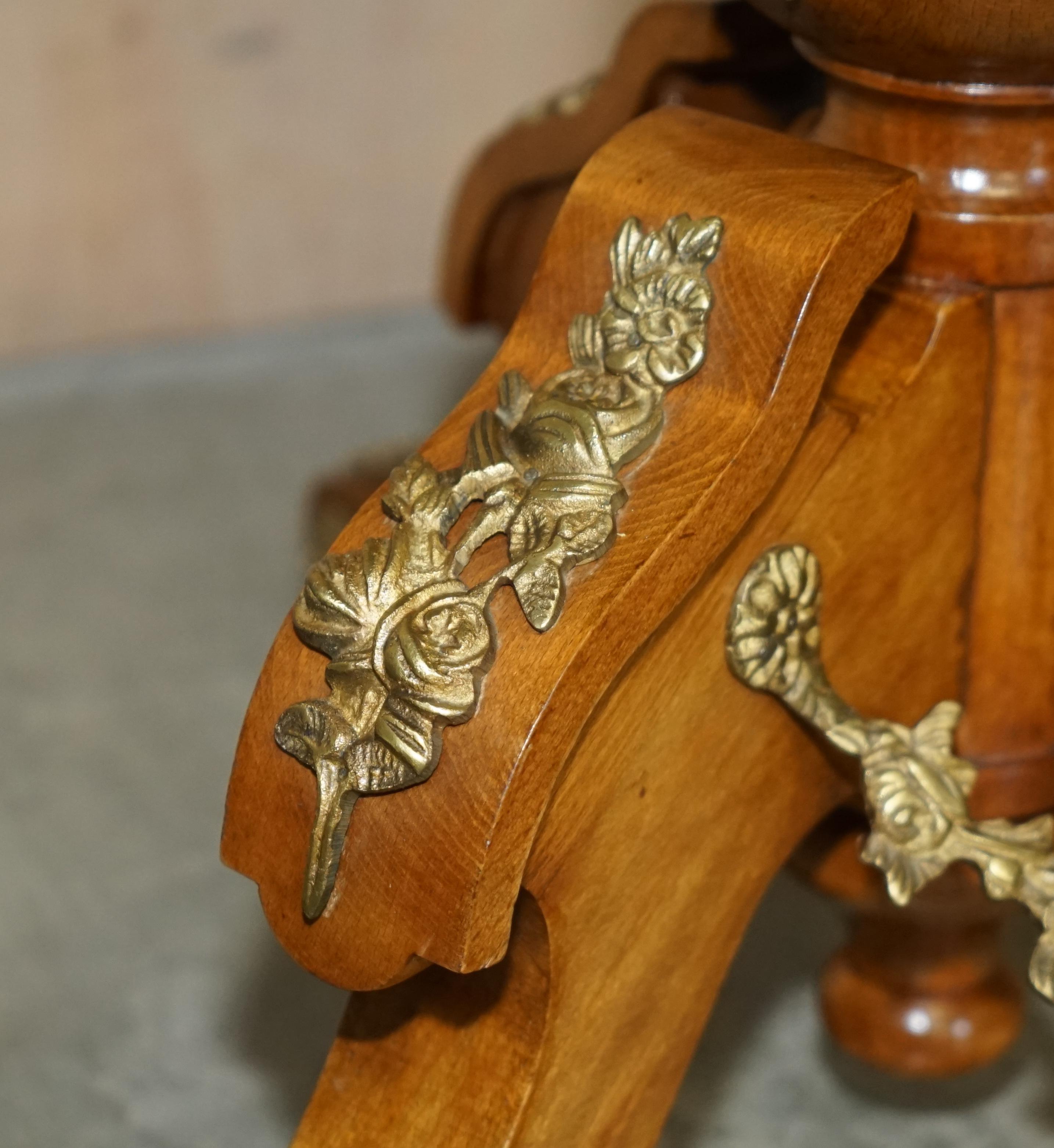 Pair of Antique French 1880 Burr Walnut, Gilt Brass Green Marble Side End Tables For Sale 9