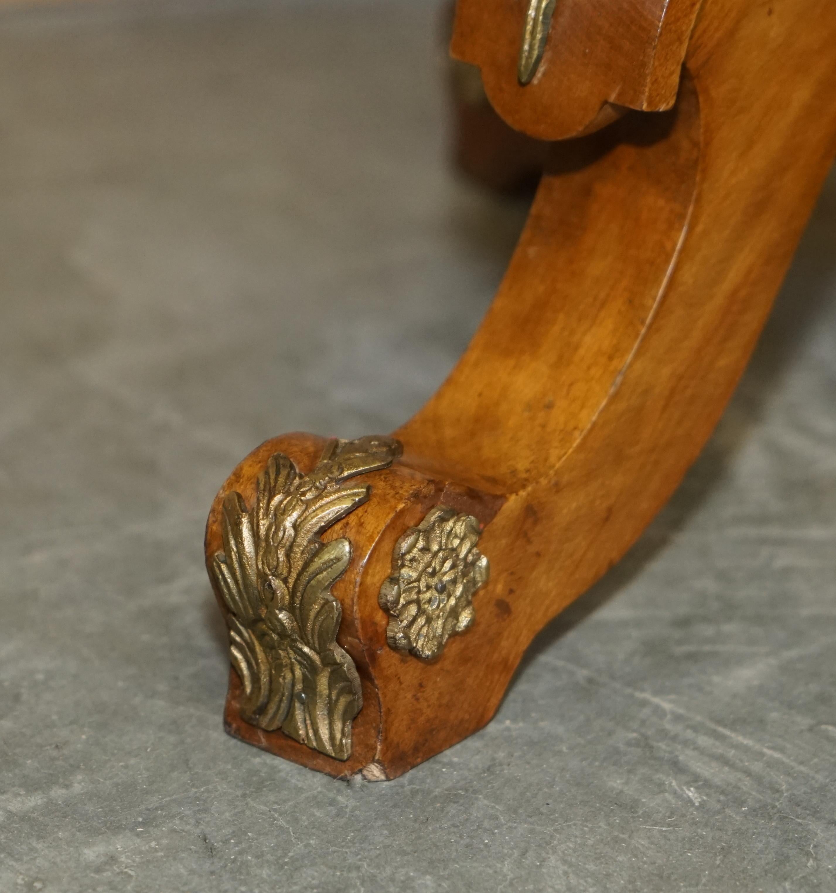 Pair of Antique French 1880 Burr Walnut, Gilt Brass Green Marble Side End Tables For Sale 10