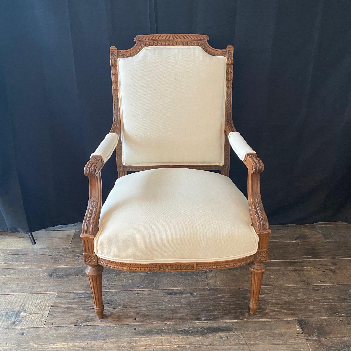 Pair of Antique French 19th Century Neoclassical Louis XVI Carved Armchairs For Sale 6