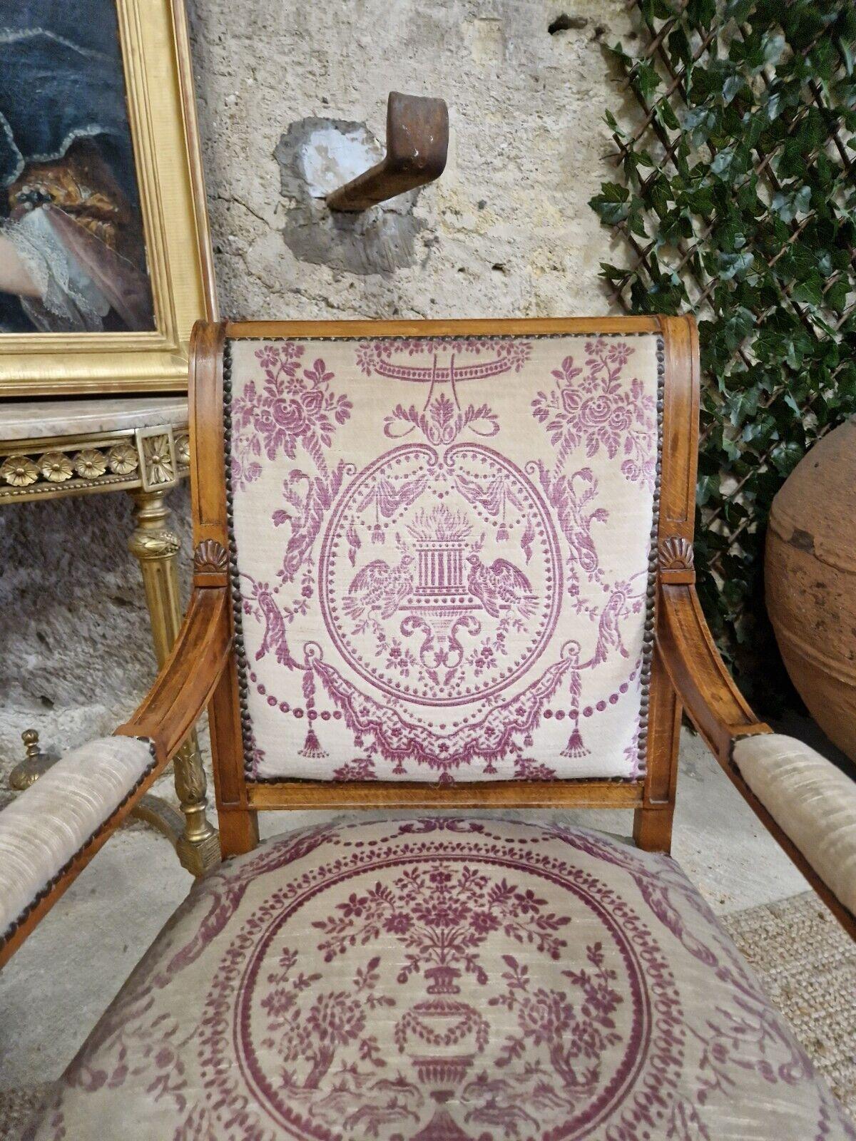 Early 20th Century Pair of Antique French Armchairs Directoire Style For Sale