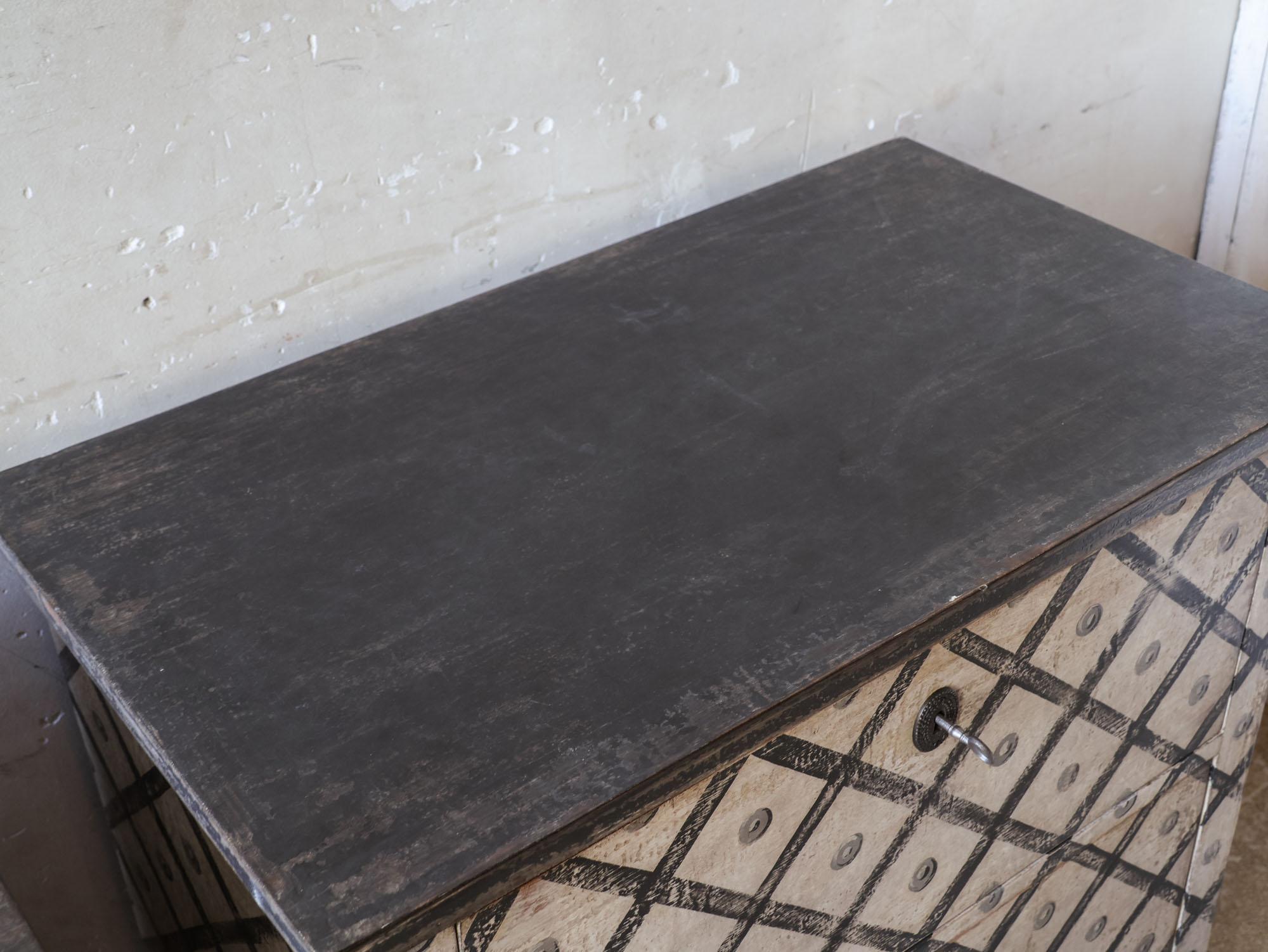 Pair of antique French bedside tables - chests of drawers with diamond pattern 7