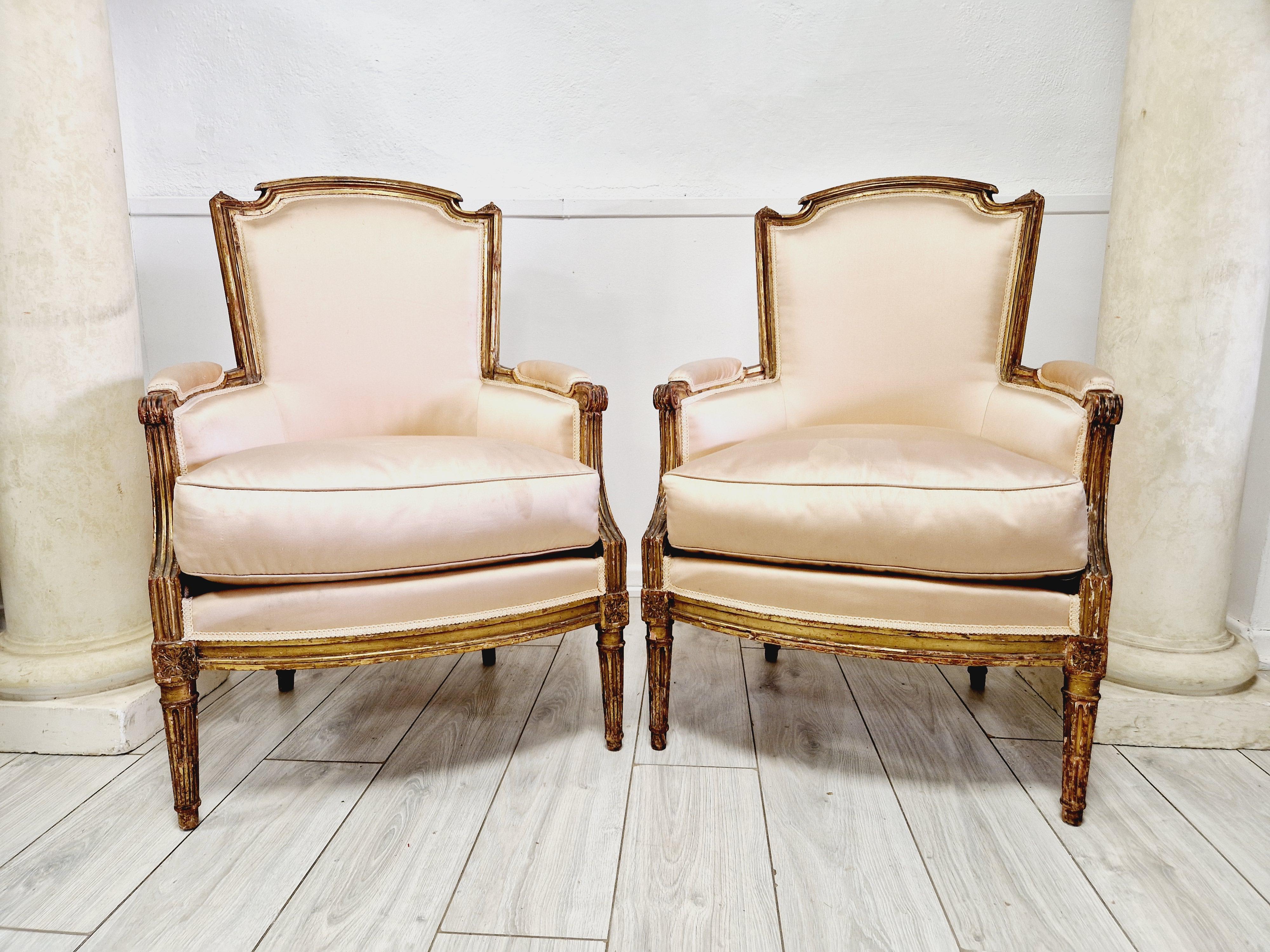 Pair of Antique French Bergère Armchairs 1780 For Sale 7