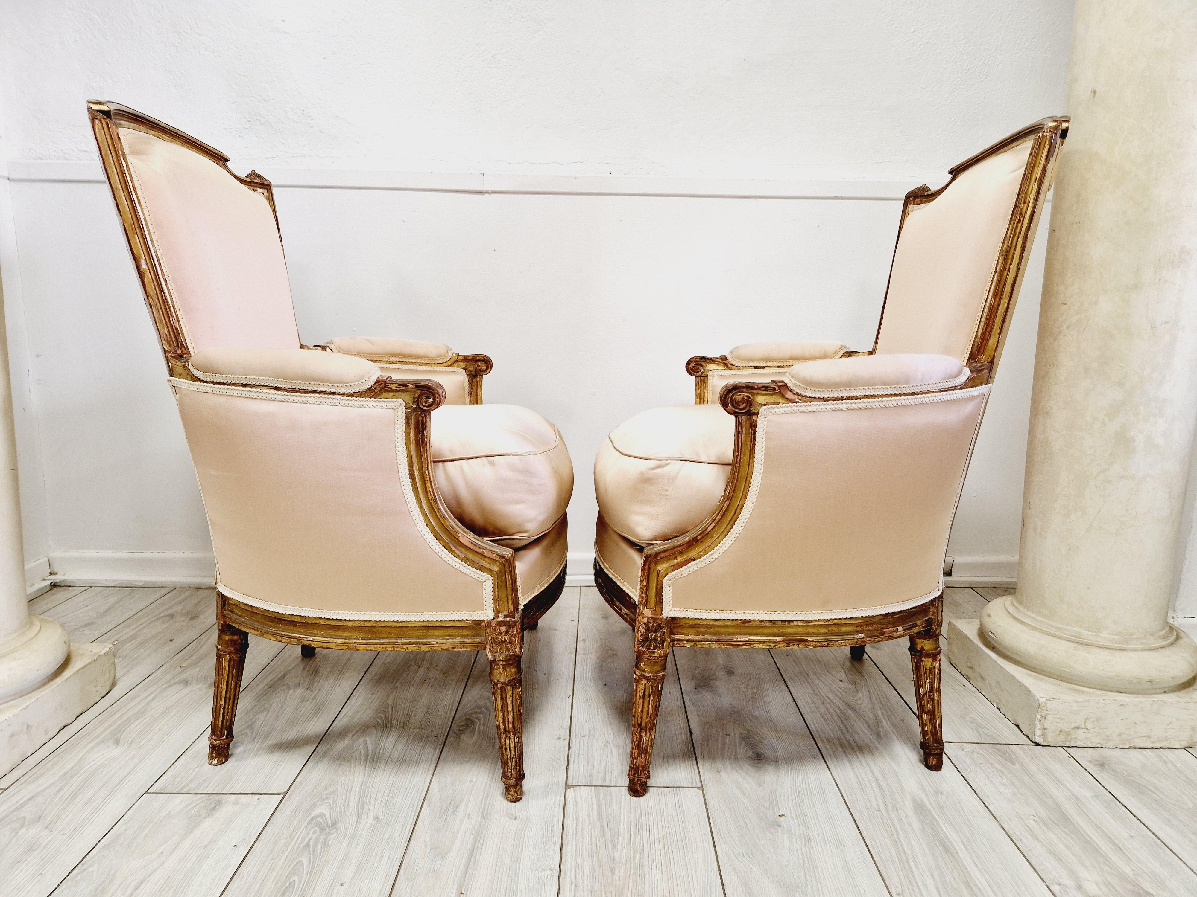 Pair of Antique French Bergère Armchairs 1780 For Sale 1