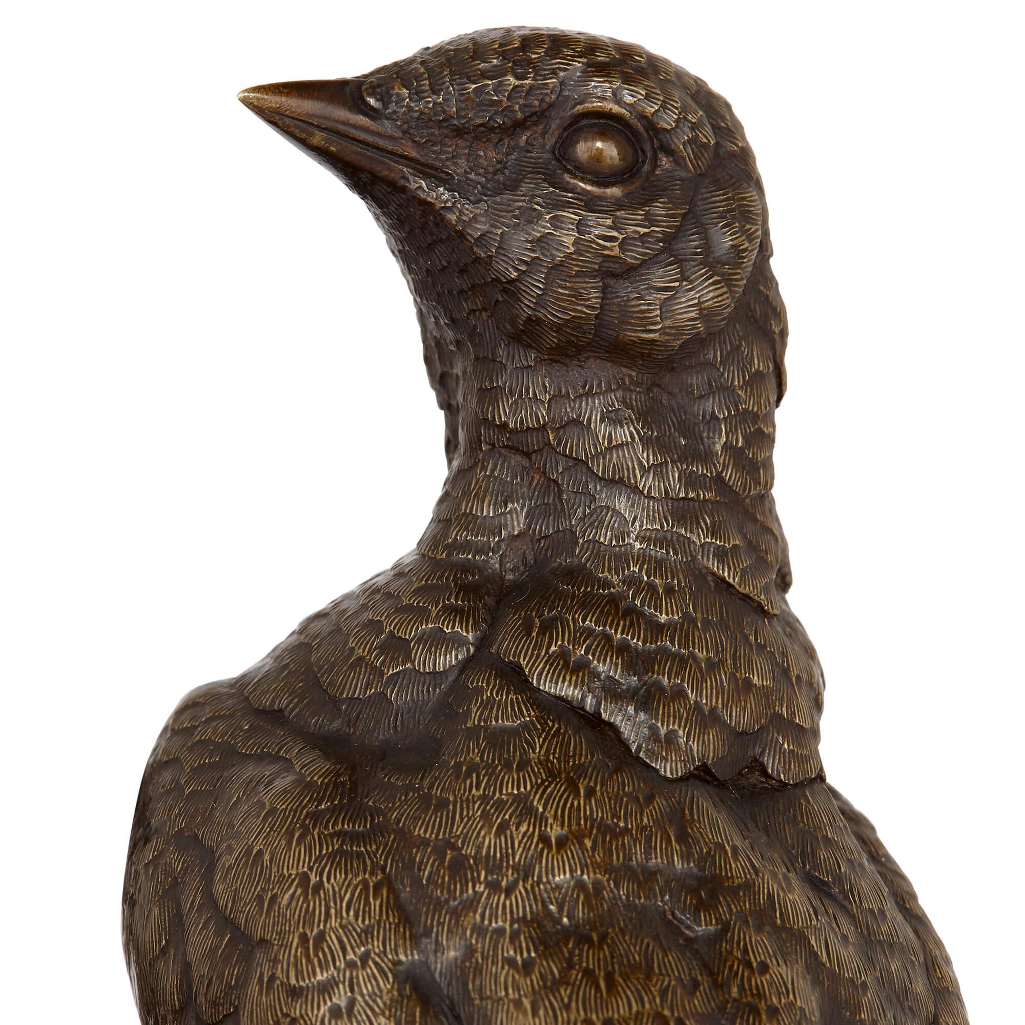 Belle Époque Paire d'anciens groupes d'oiseaux en bronze français