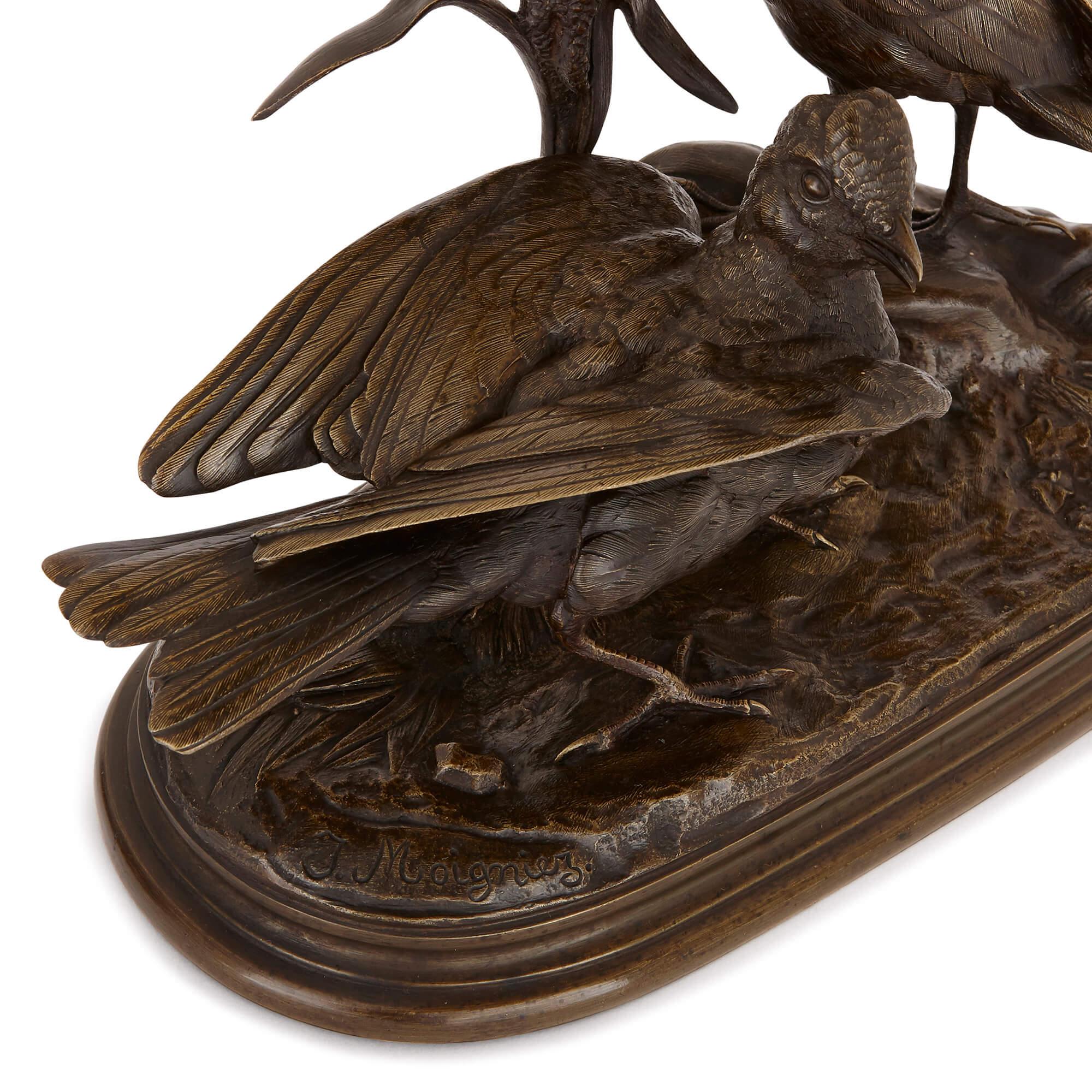 Français Paire d'anciens groupes d'oiseaux en bronze français