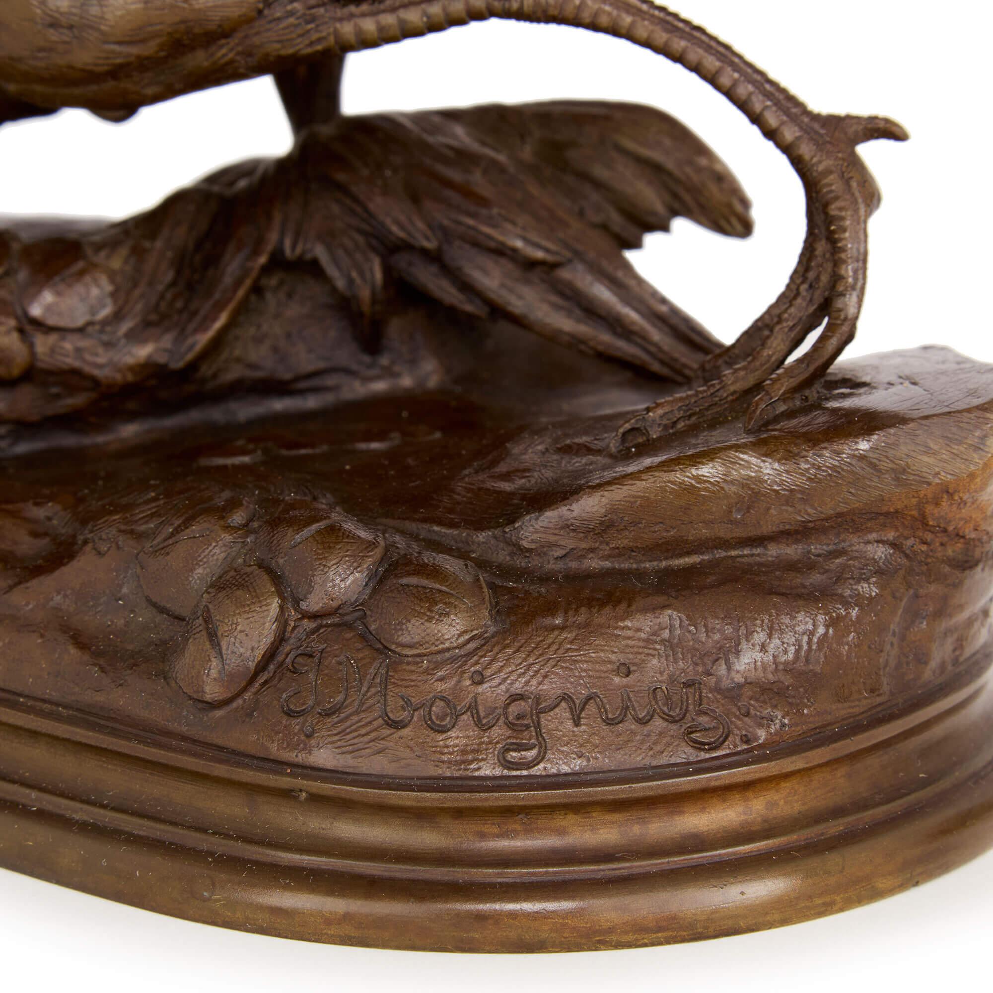 Pareja de esculturas de pájaros de bronce Antique French de Jules Moigniez Bronce en venta