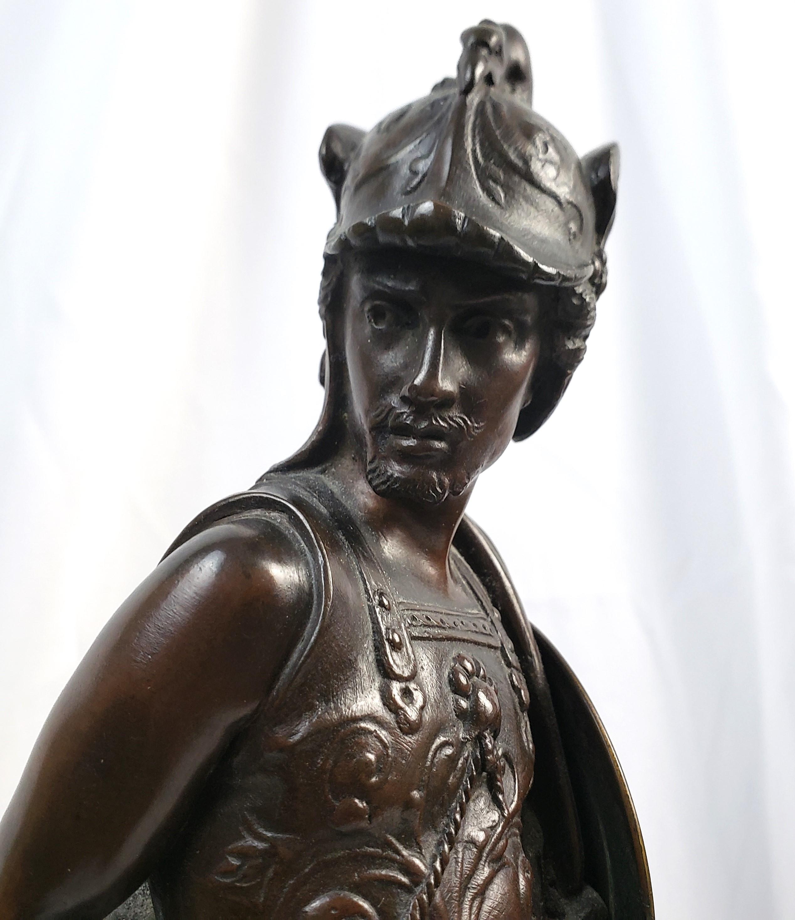 Coppia di sculture figurative di Marli e Minerva in bronzo francese antico In condizioni buone in vendita a Hamilton, Ontario