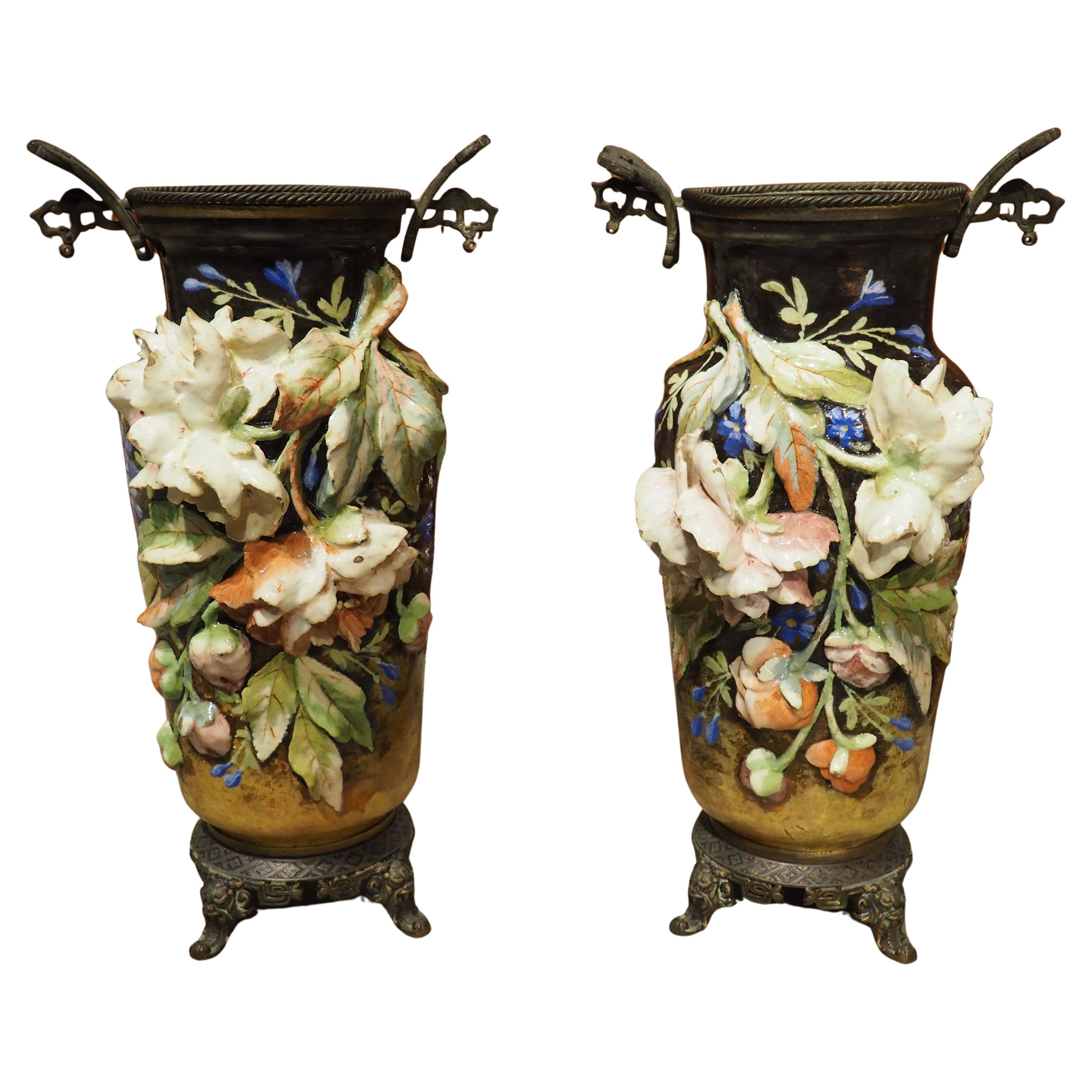 Paire de vases Barbotine à gros relief montés sur bronze, Circa 1880