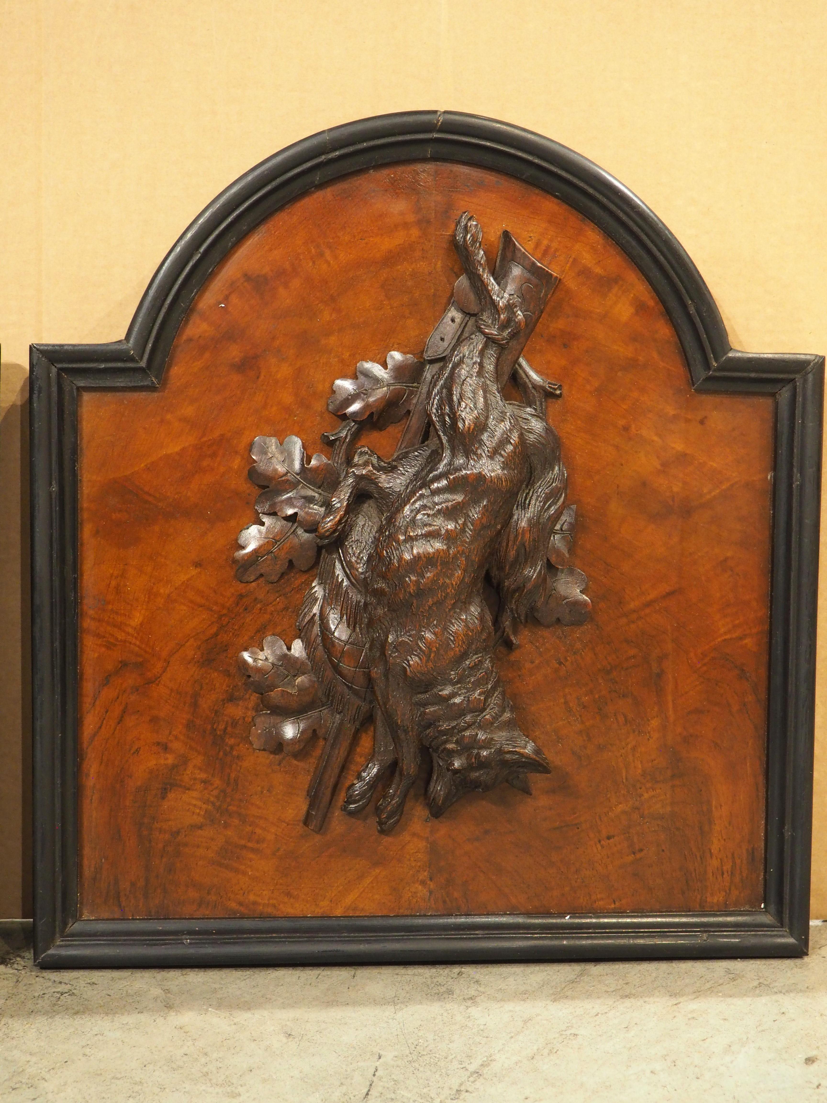 Wood Pair of Antique French Burlwood Hunt Plaques, Early 1900s For Sale