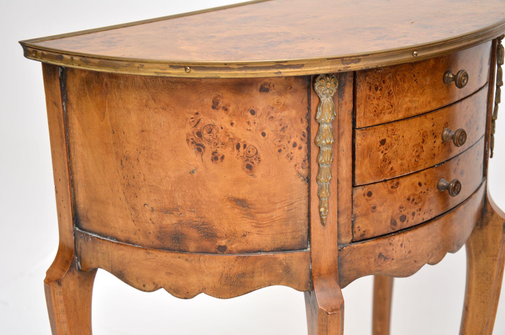 Pair of Antique French Burr Walnut Side Tables 4