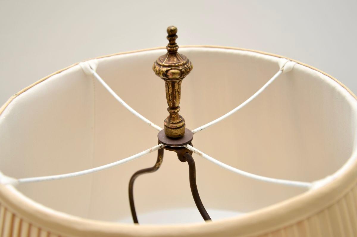 Mid-20th Century Pair of Antique French Ceramic and Gilt Metal Table Lamps For Sale
