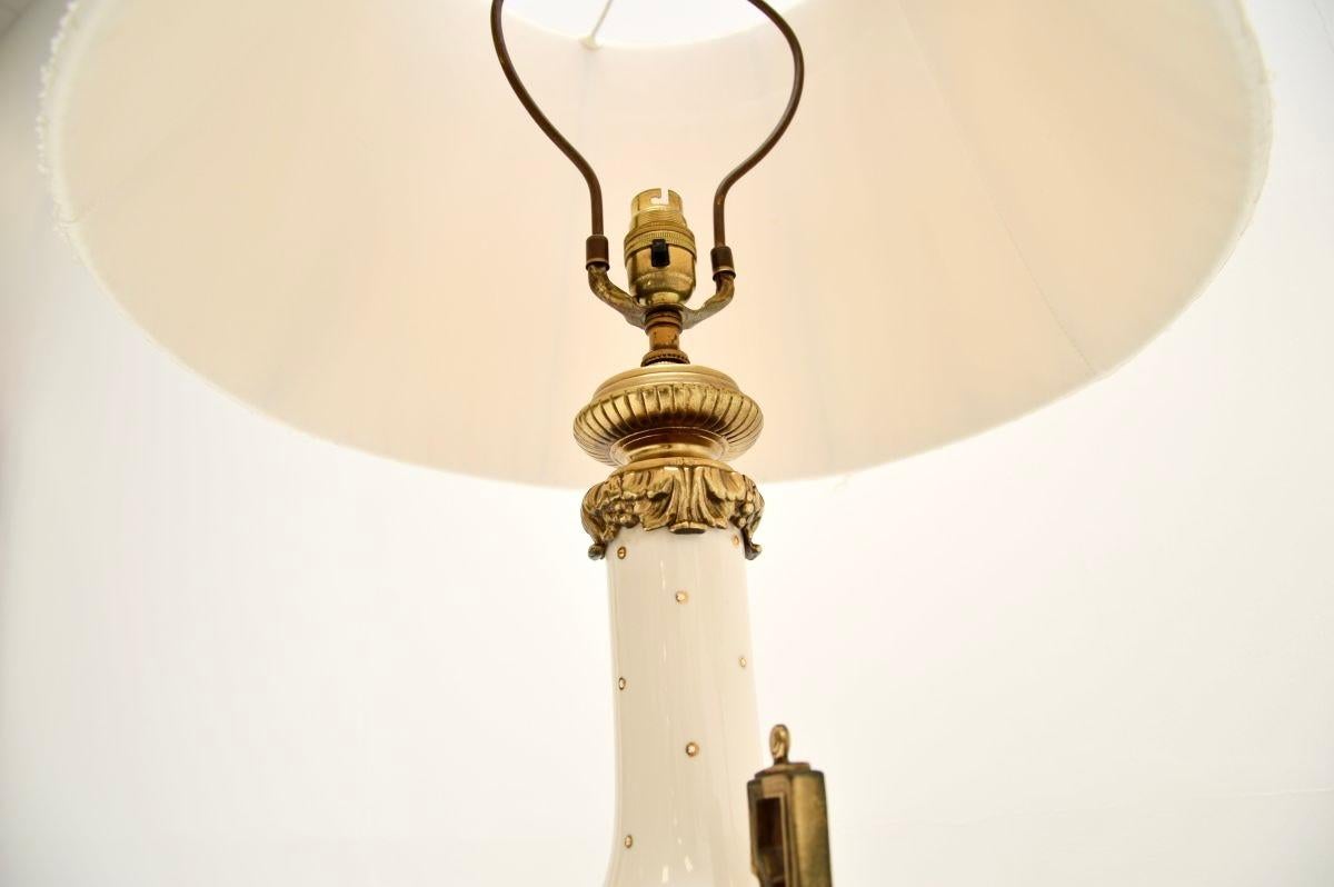 Pair of Antique French Ceramic and Gilt Metal Table Lamps For Sale 1