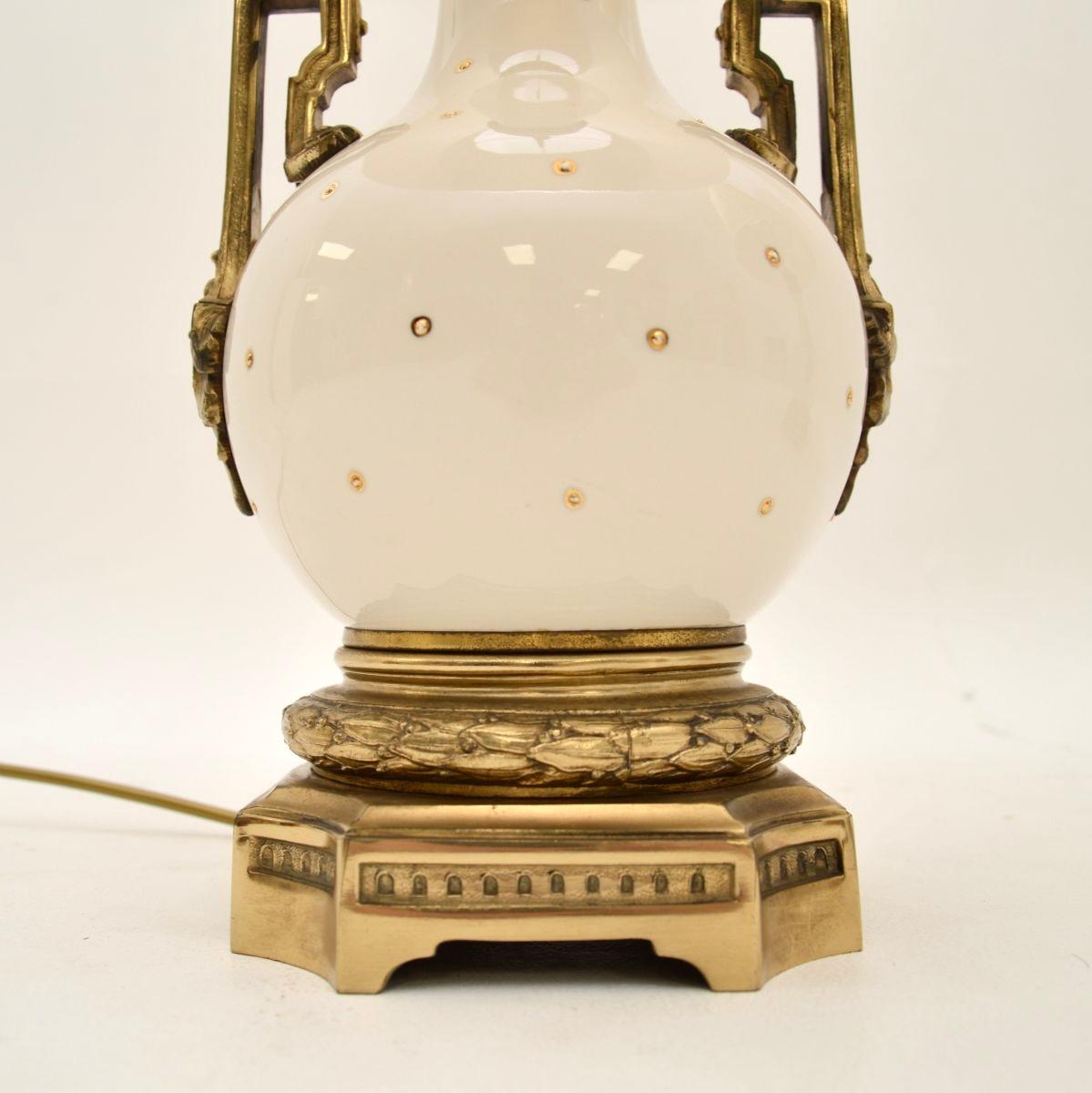 Pair of Antique French Ceramic and Gilt Metal Table Lamps For Sale 4