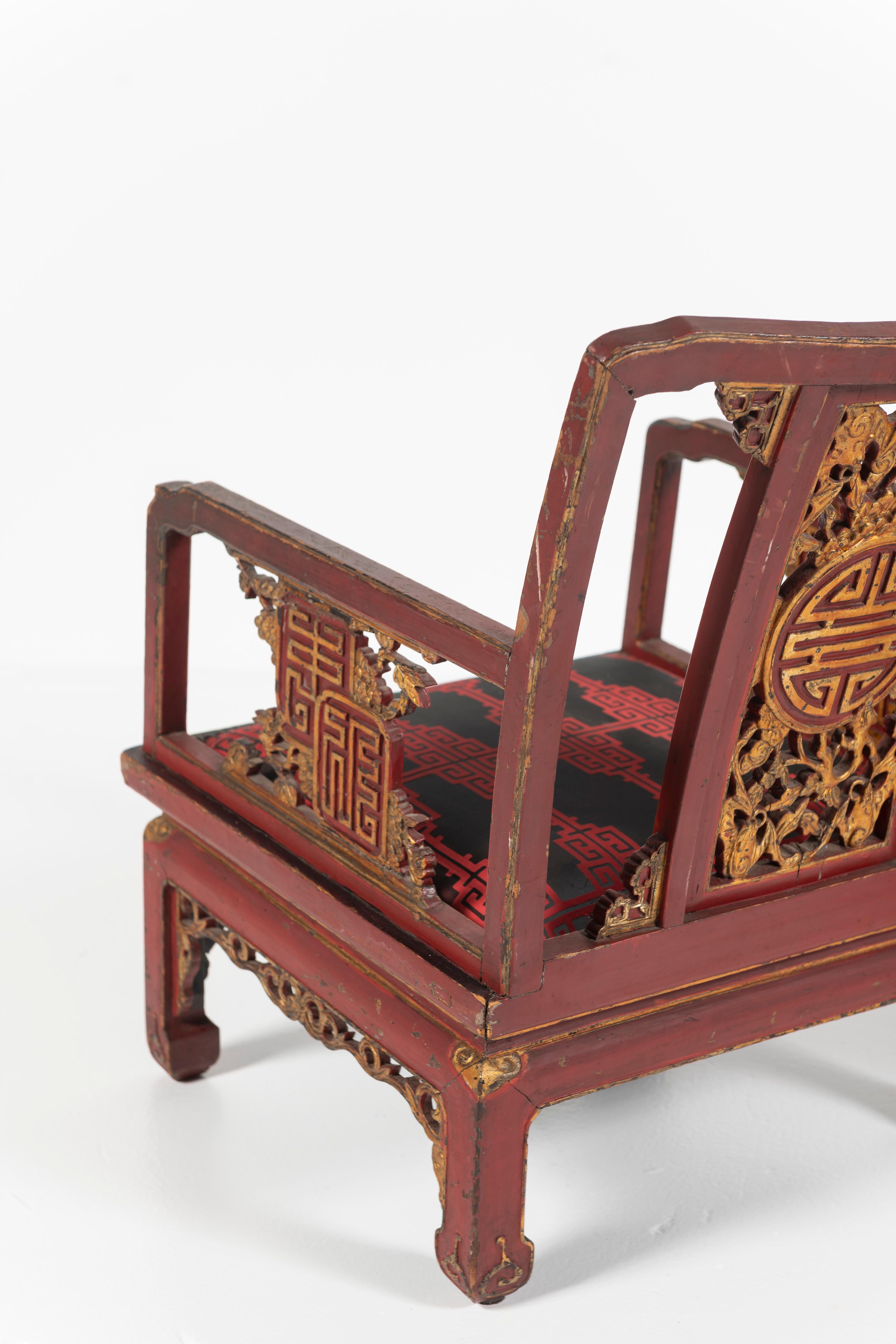 Pair of Antique French Chinoiserie Armchairs, Red and Gold Lacquer, 19th Century For Sale 8