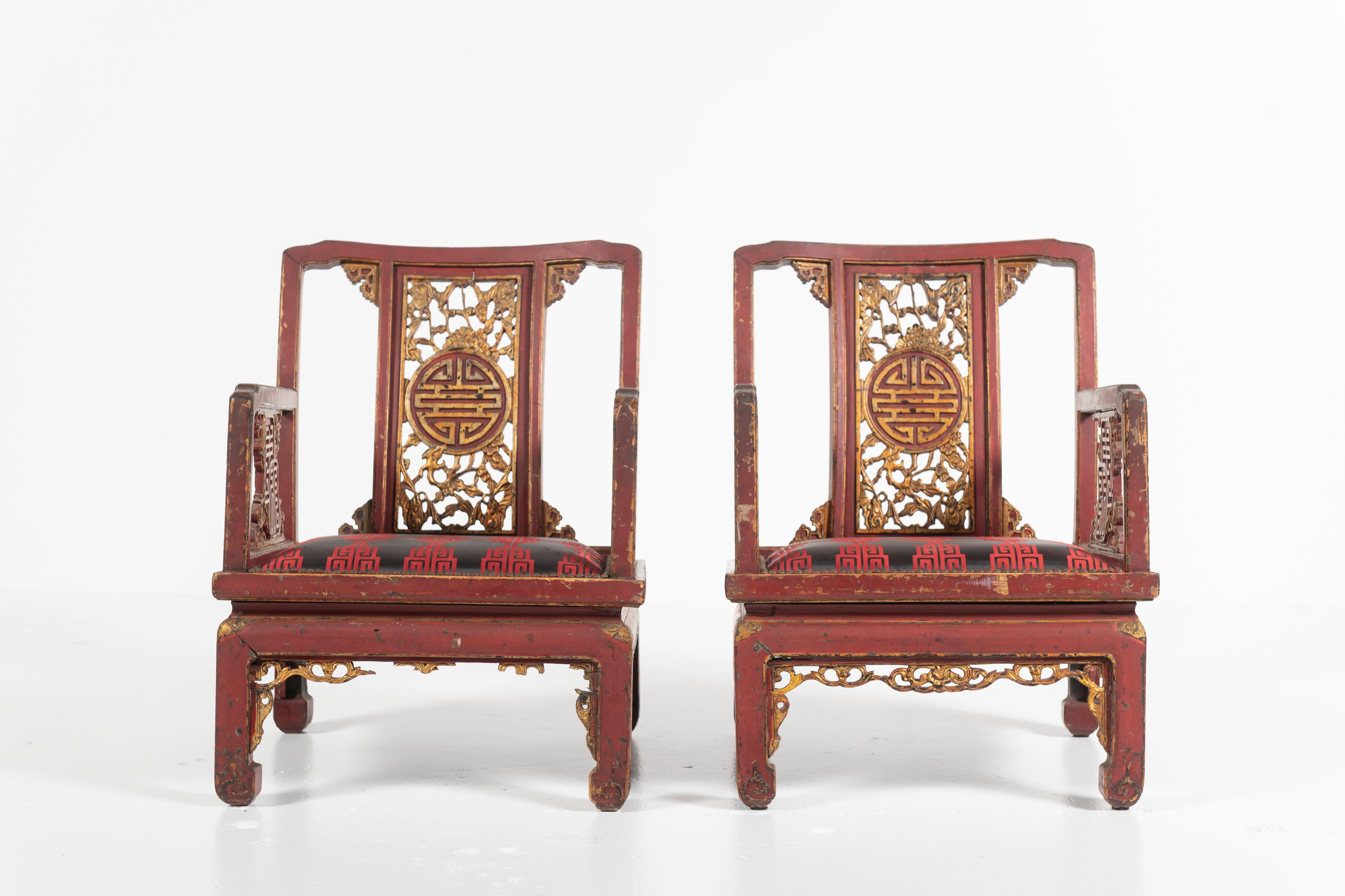 Painted Pair of Antique French Chinoiserie Armchairs, Red and Gold Lacquer, 19th Century For Sale