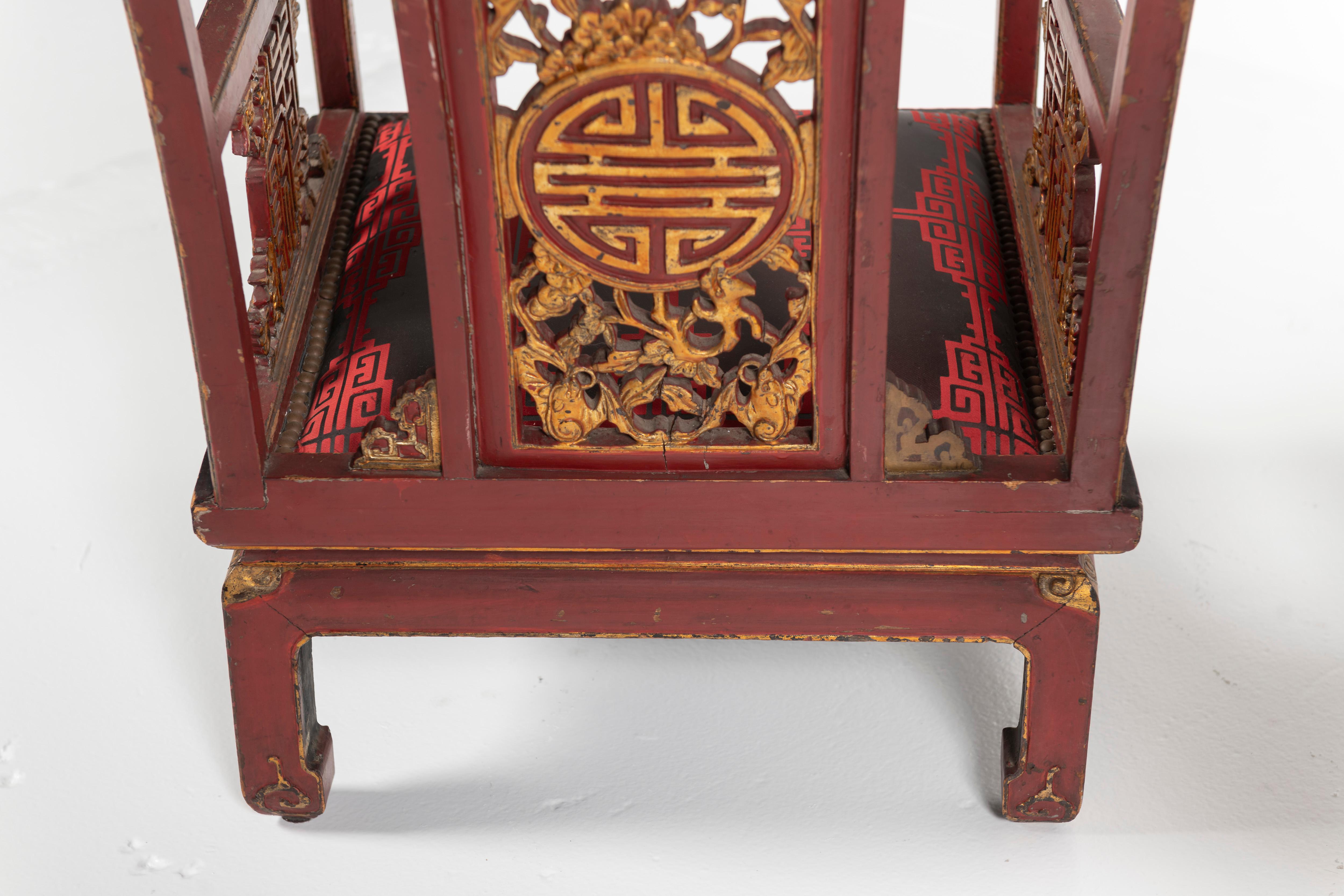 Pair of Antique French Chinoiserie Armchairs, Red and Gold Lacquer, 19th Century For Sale 4