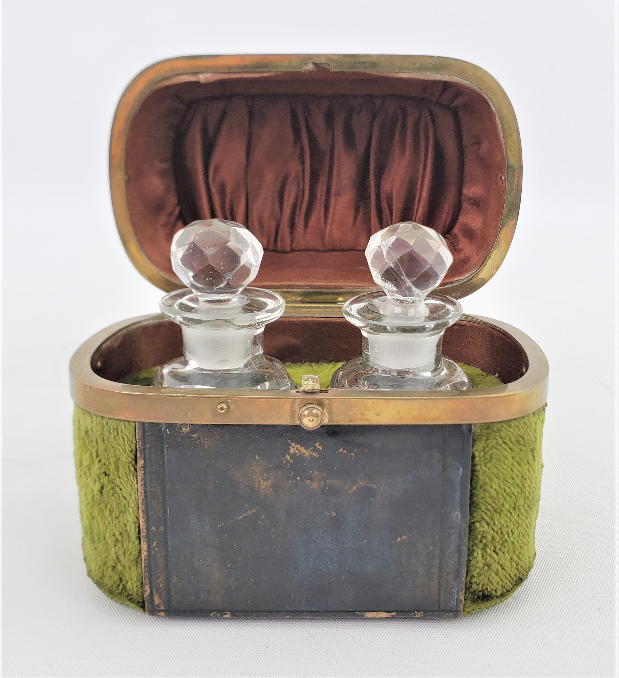 Louis XVI Pair of Antique French Clear Glass Scent or Perfume Bottles with a Fitted Case For Sale