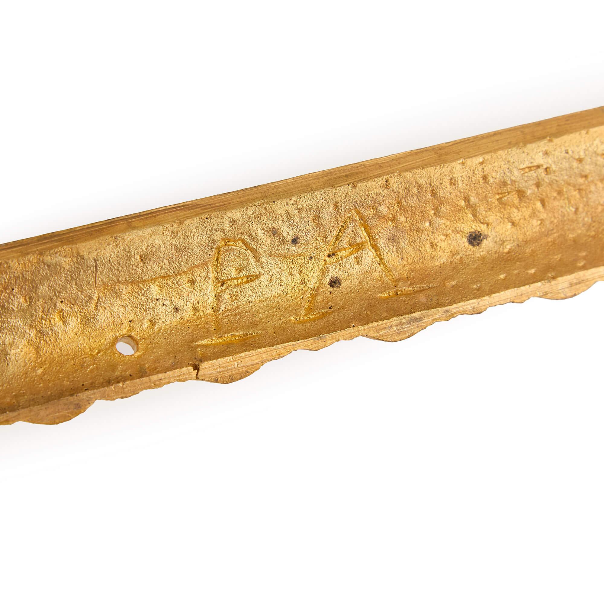 Coppia di armadi francesi antichi in legno ebanizzato, ormolatura, bronzo e intarsio in vendita 3