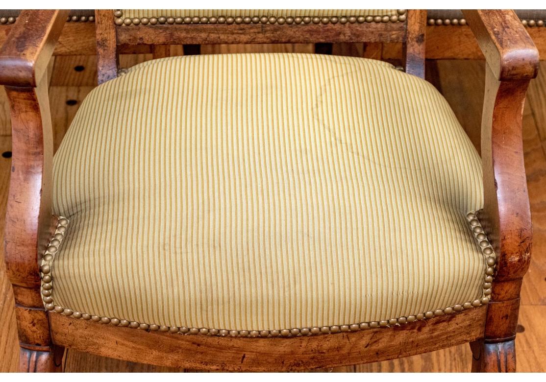 Ottone Coppia di telai per poltrone imbottite in stile francese impero in vendita