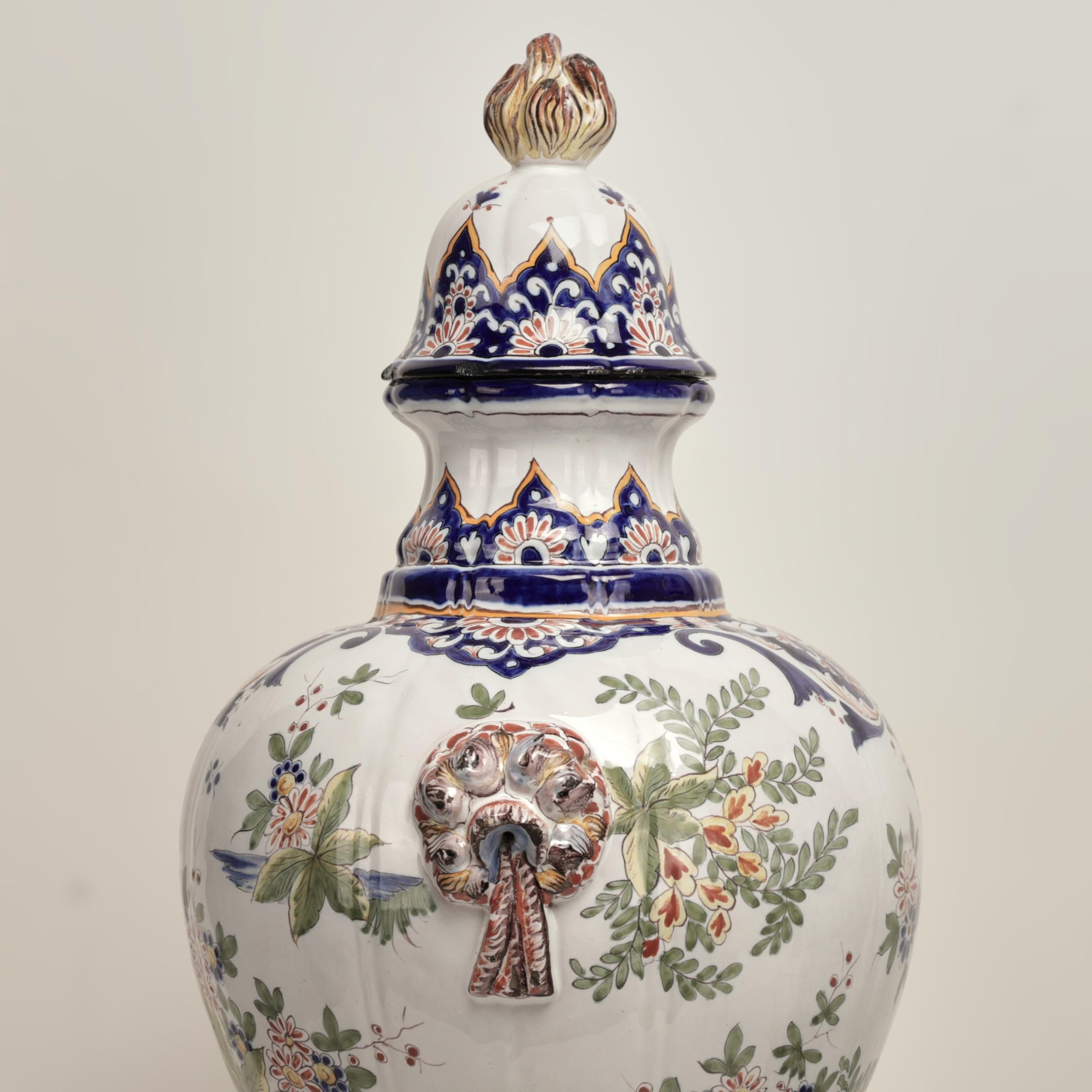 Cotto in fornace Pair of Antique French Faience Earthenware Lidded Urns in vendita