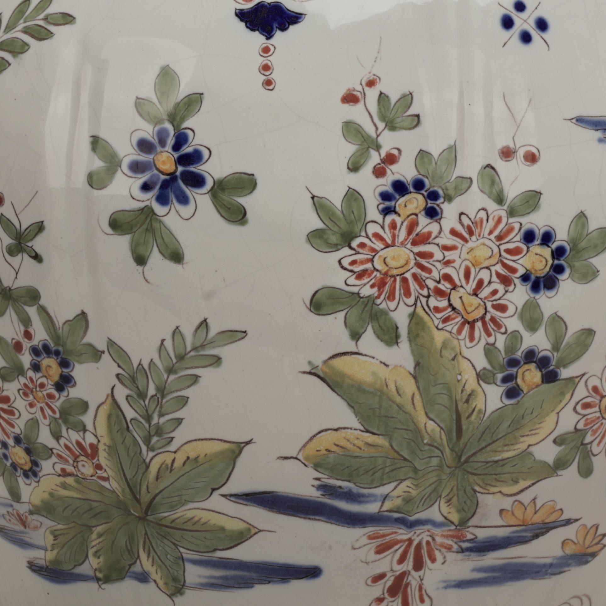 XIX secolo Pair of Antique French Faience Earthenware Lidded Urns in vendita