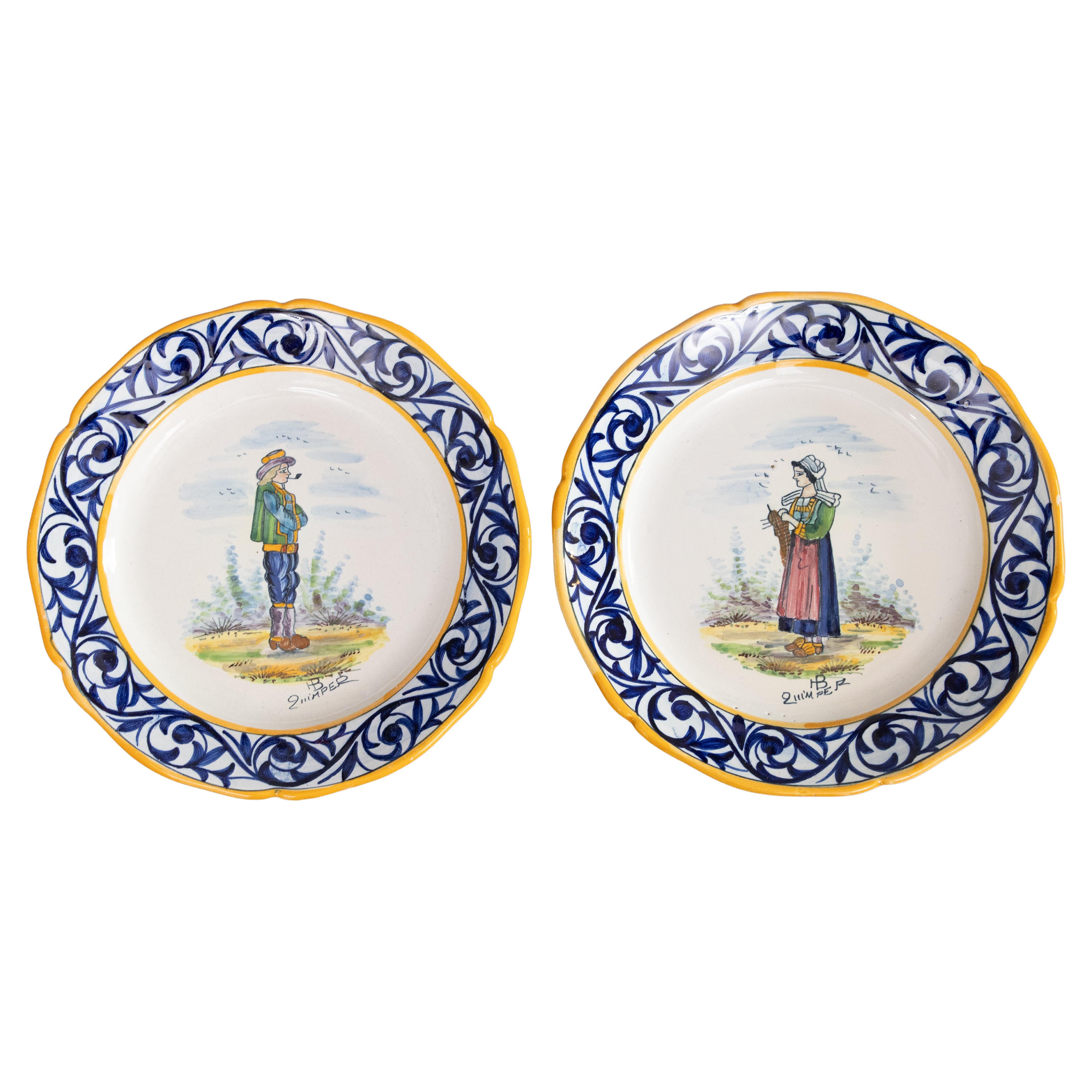 Paar Antique French Fayence Quimper-Teller, um 1920