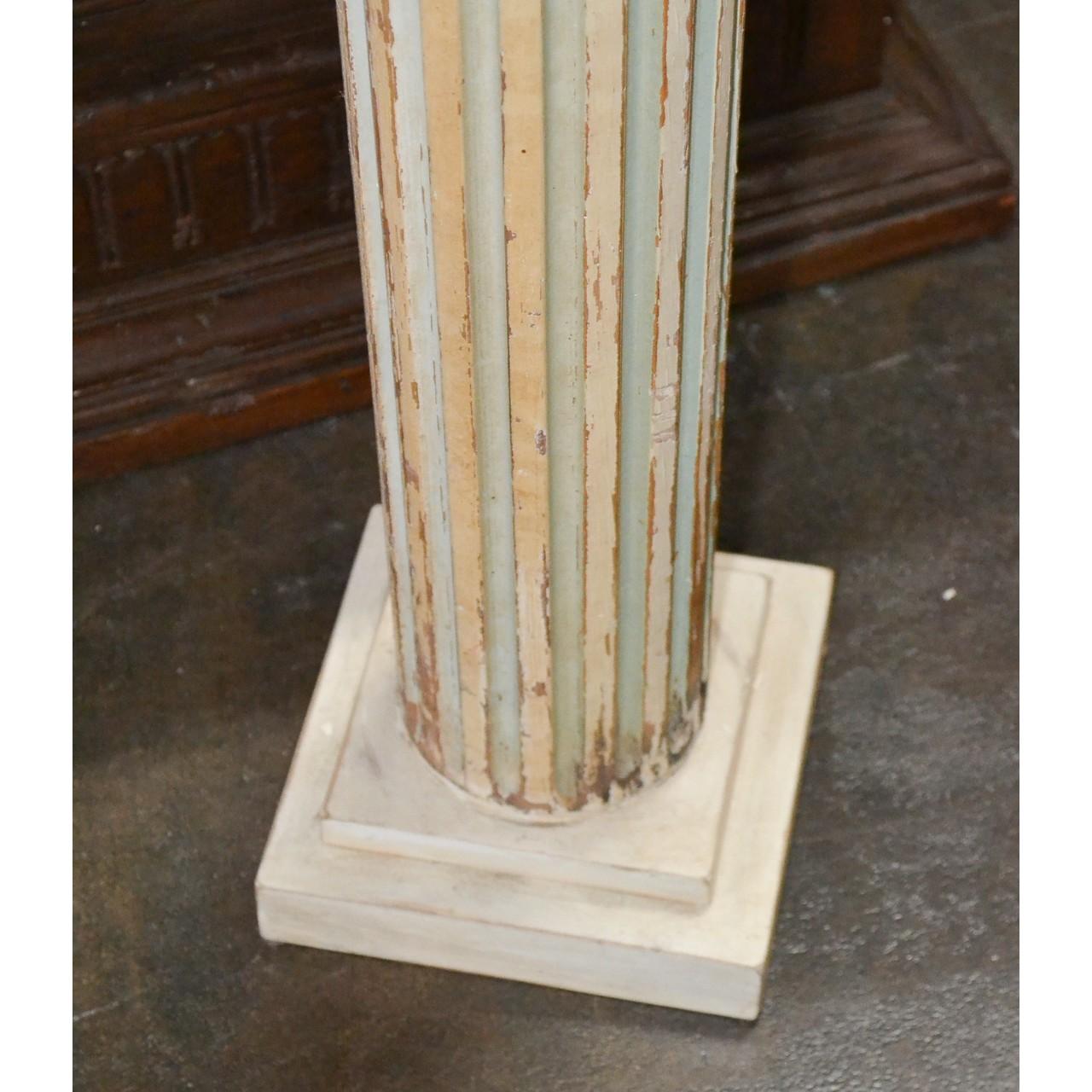 Pair of Antique French Fluted and Painted Stand Alone Columns In Good Condition In Dallas, TX