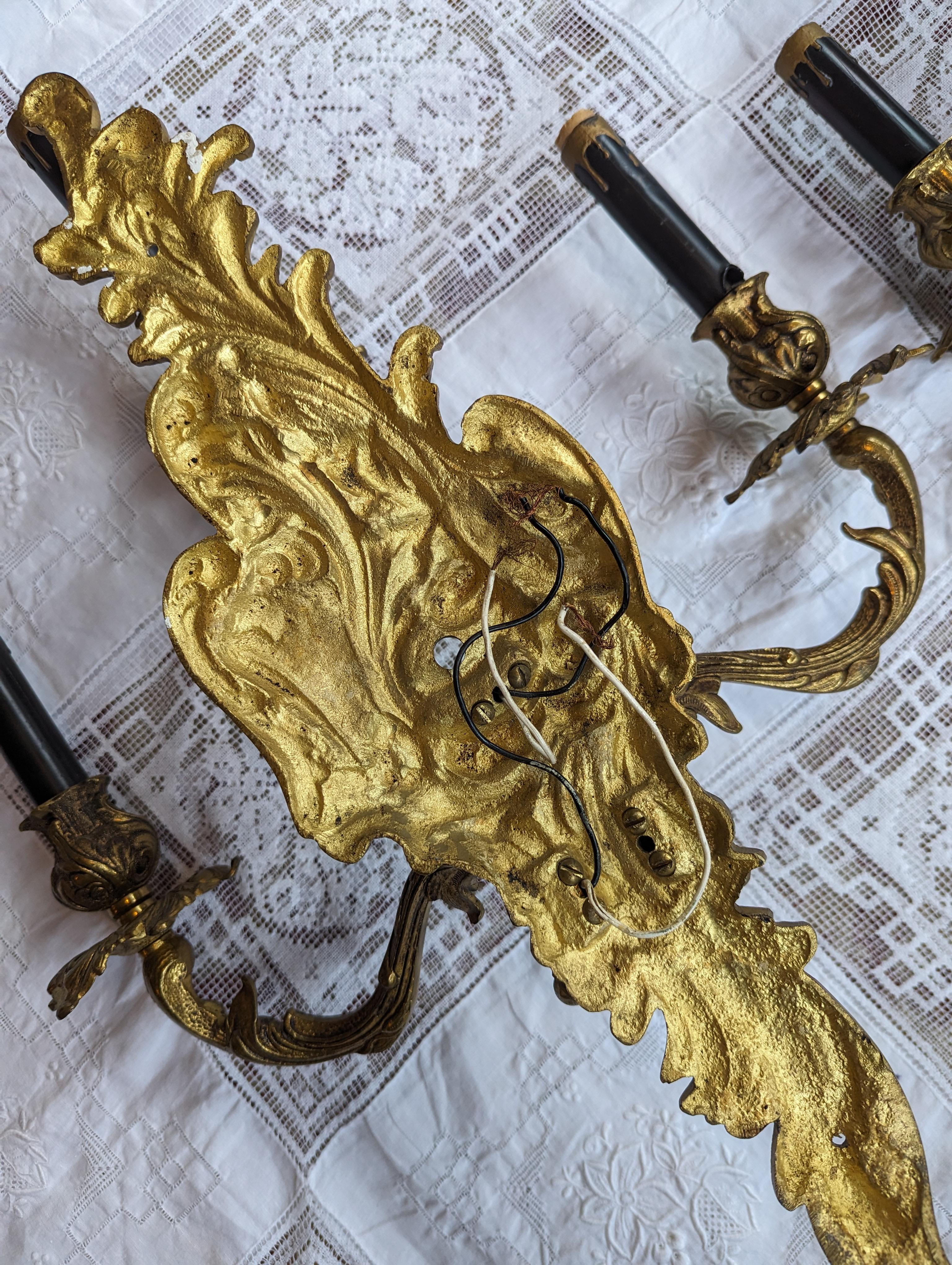 Pair of Antique French Gilded Sconces - 3 Light Armed Sconce European For Sale 2