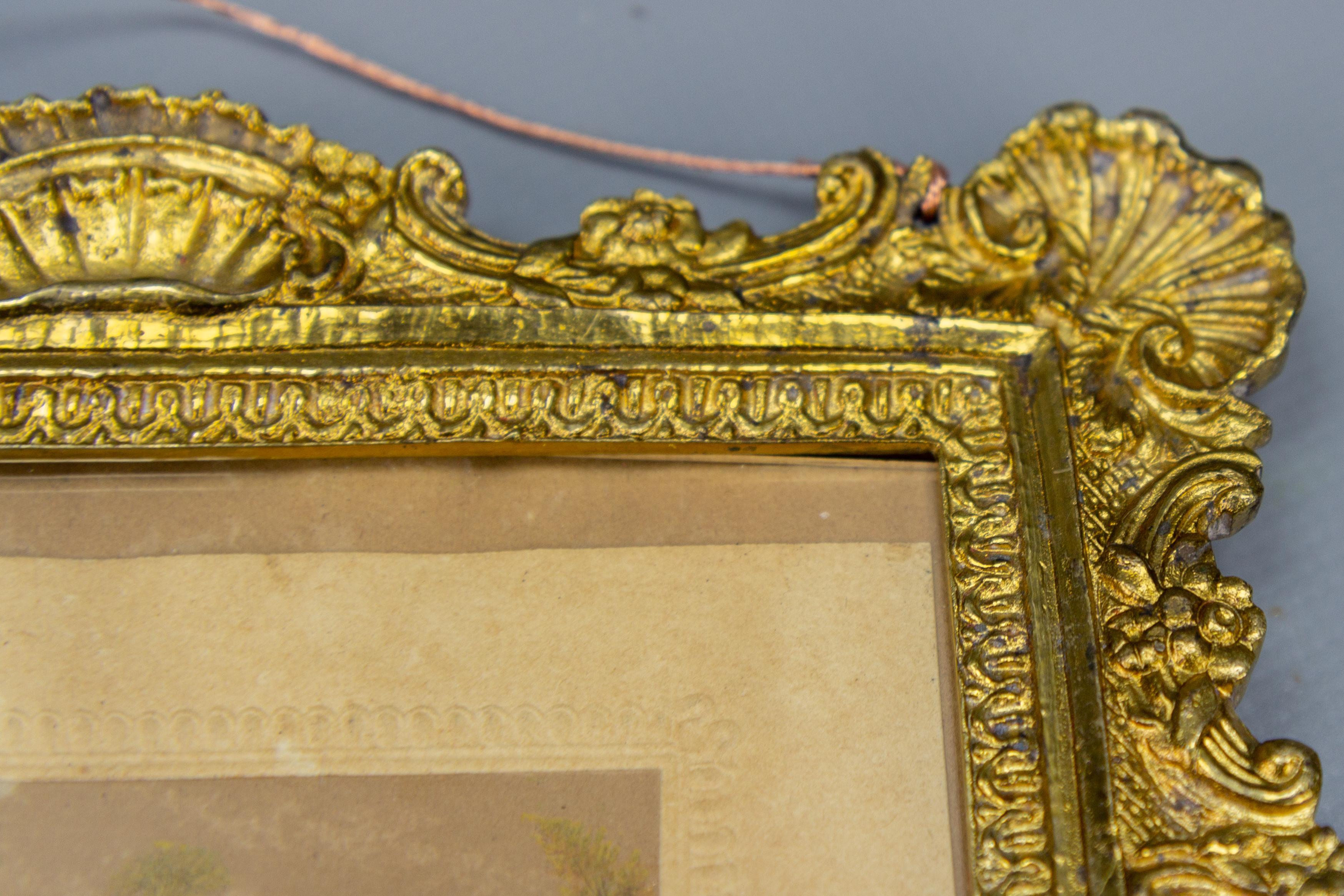Français Paire de cadres français anciens de style rococo en bronze doré, vers 1890 en vente