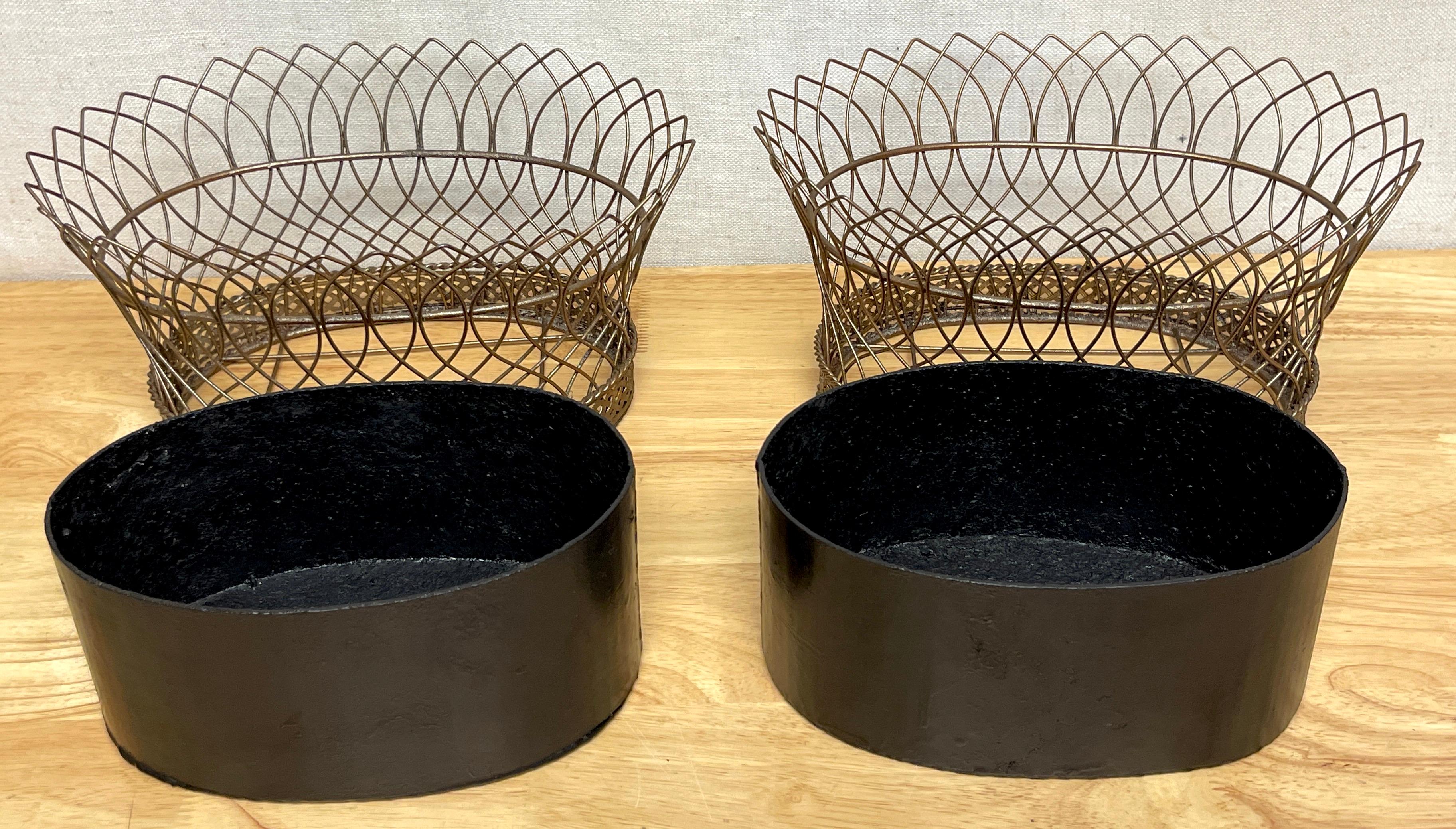 Pair of Antique French Gilt Tôle & Iron Tole Metal Filigree Oval Planters For Sale 7