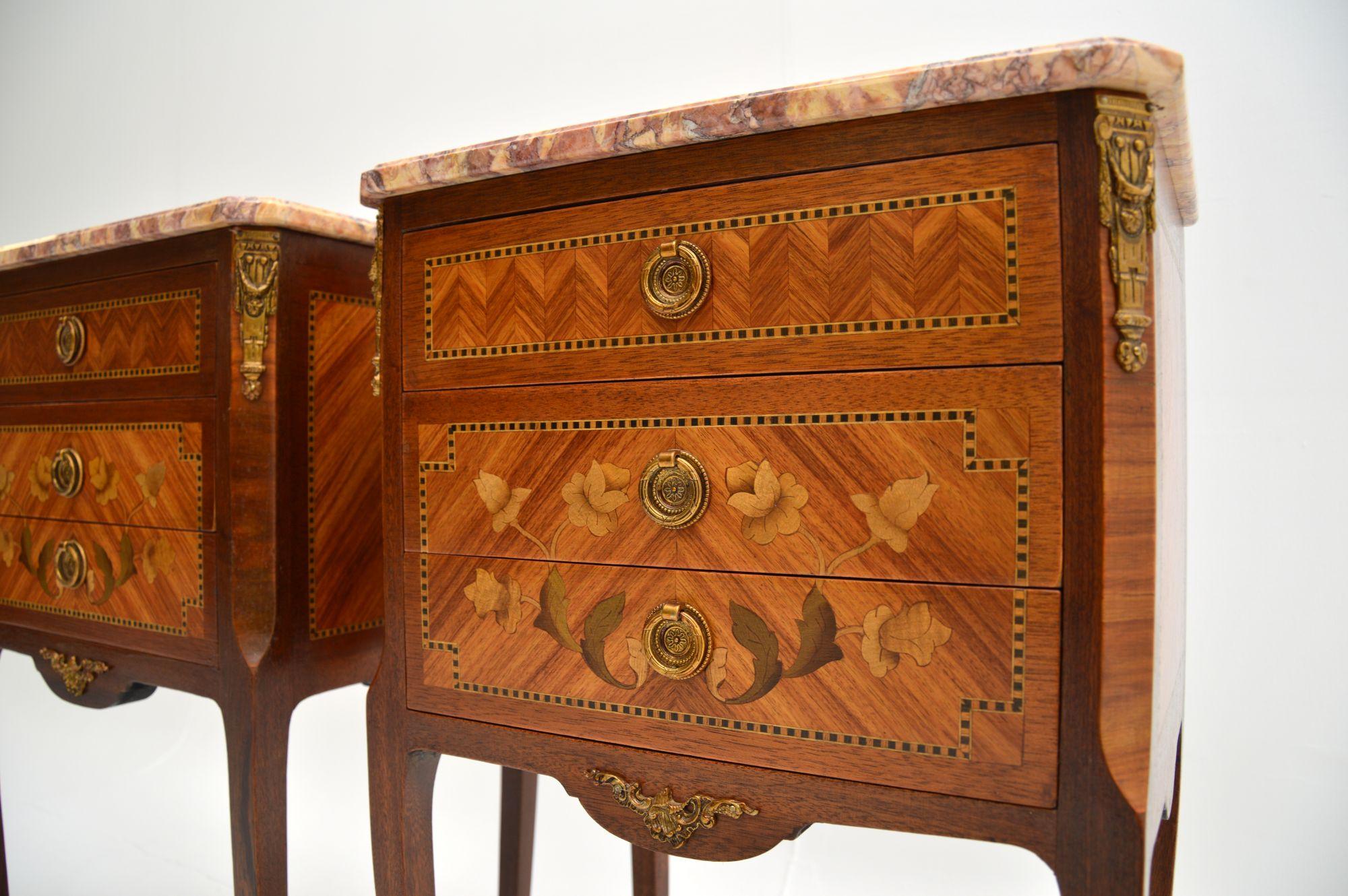 Pair of Antique French Inlaid Marble Top Bedside Chests In Good Condition In London, GB