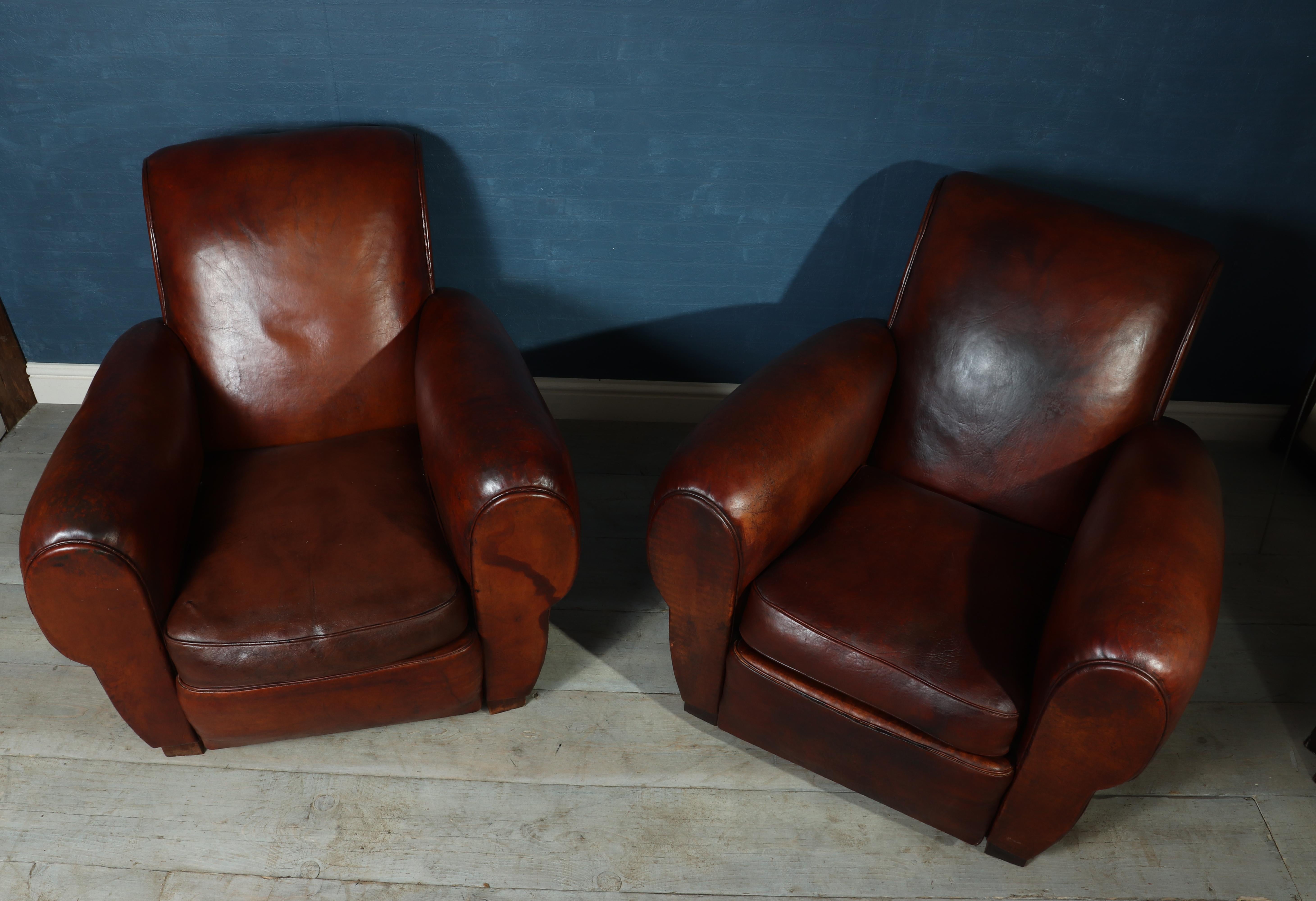 Pair of Antique French Leather Club Chairs In Excellent Condition In Paddock Wood, Kent