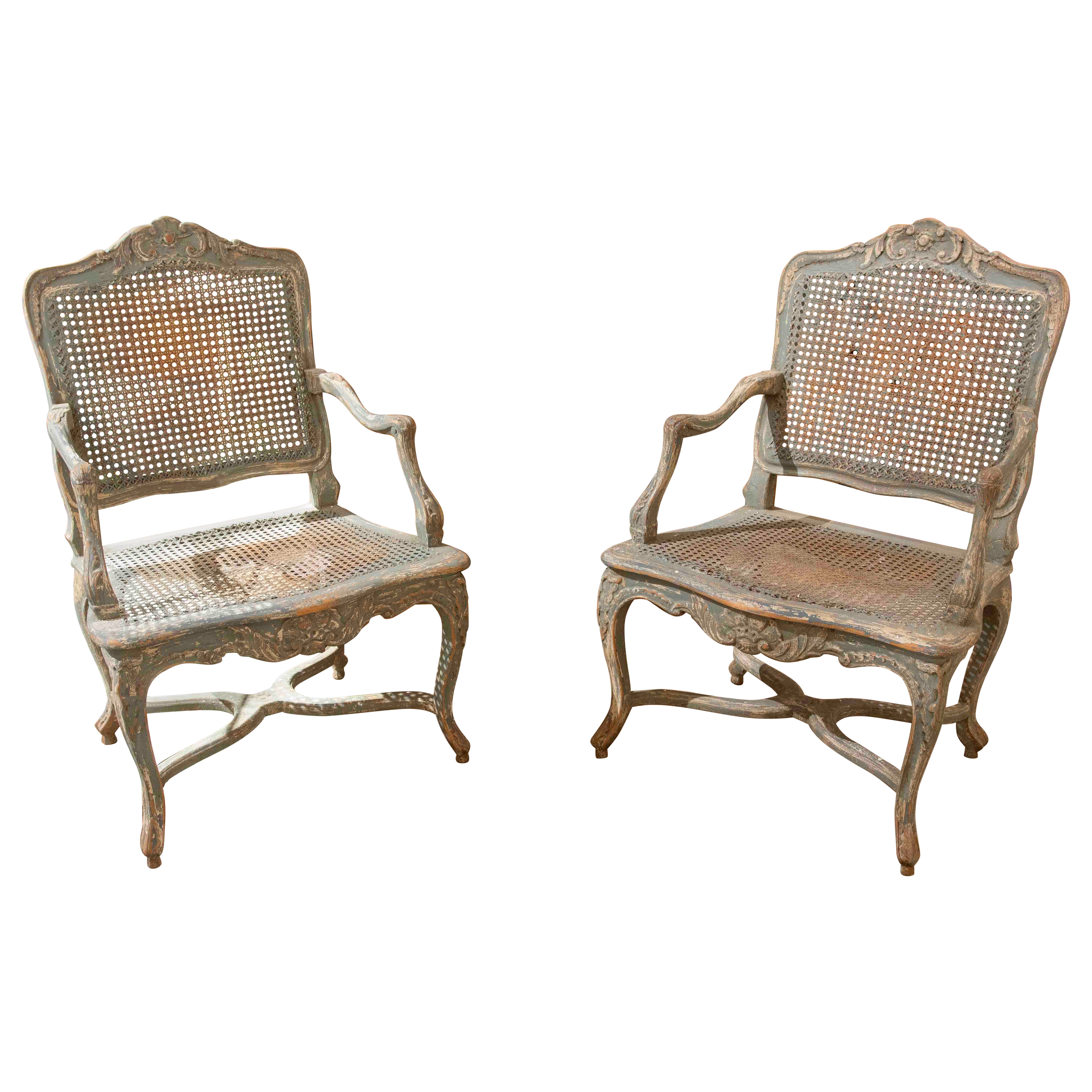 Paire d'anciens fauteuils français Louis XV, en bois sculpté et Cane, 1970