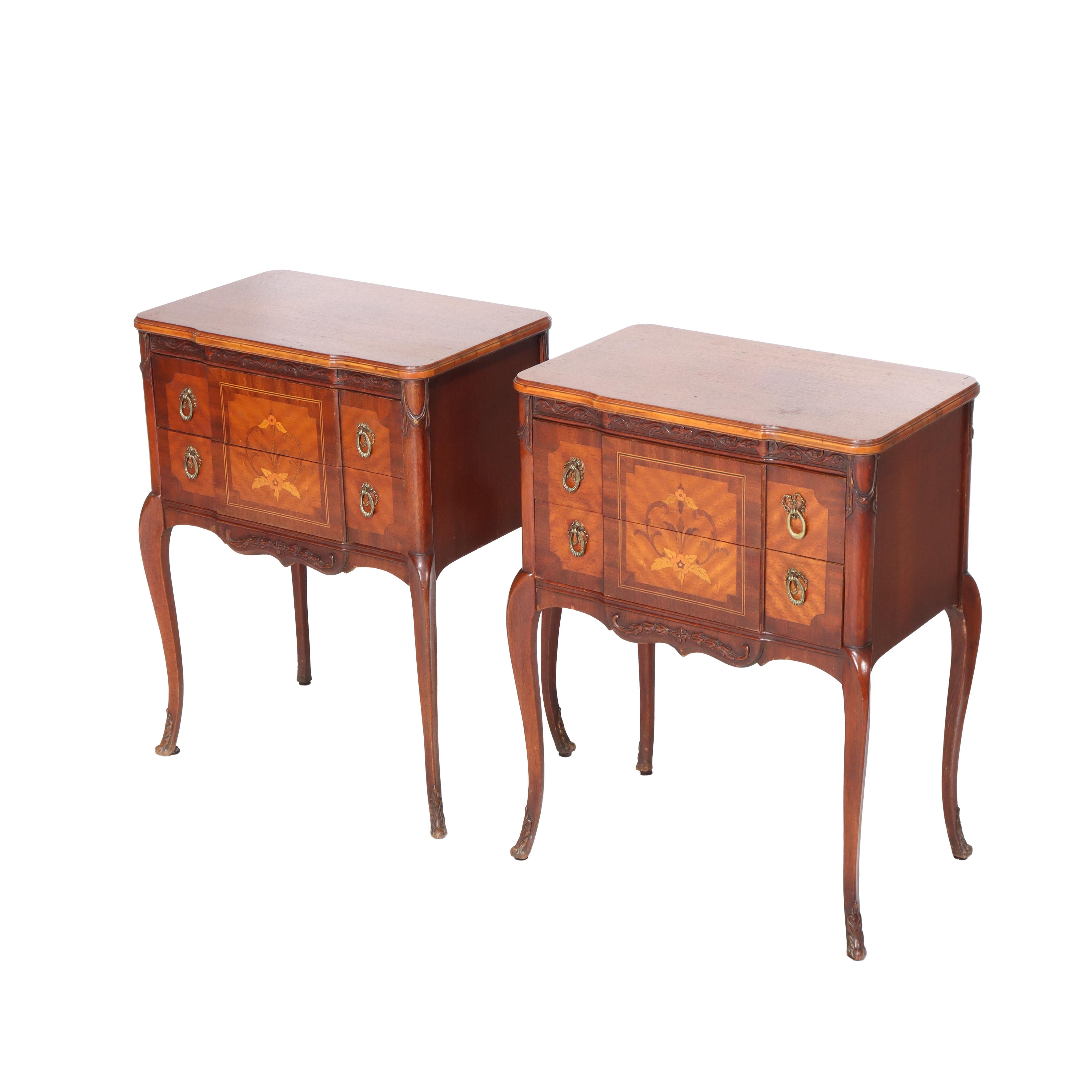 Paire d'anciens pupitres à 2 tiroirs en acajou et satiné incrusté Louis XV français vers 1930

Dimensions - 28 1/2