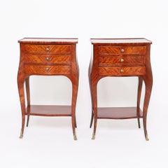 Pareja de Antiguos Soportes Franceses Estilo Luis XV con Incrustaciones