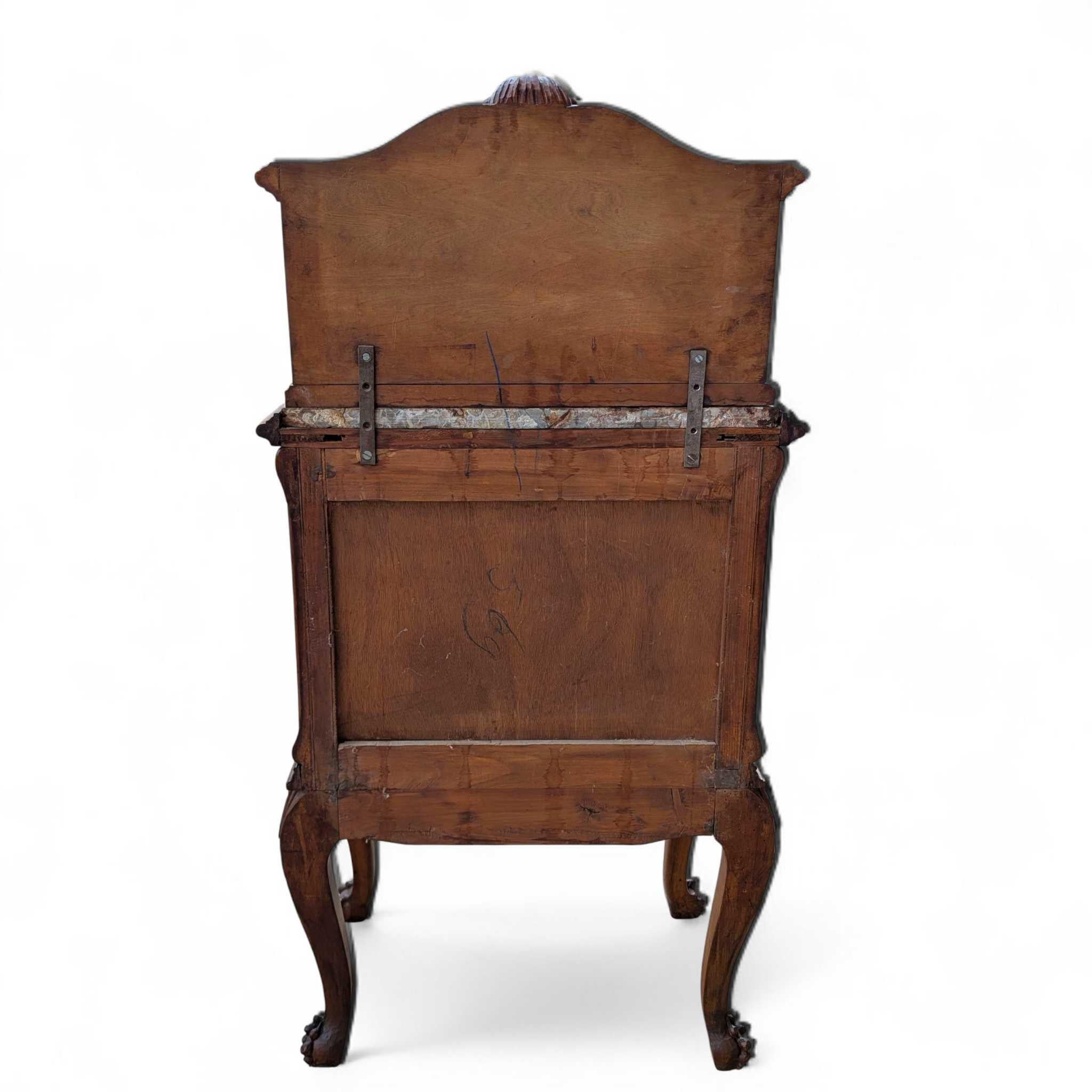 Pair of Antique French Louis XV Style Nightstands with Marble Tops, circa 1900 For Sale 3