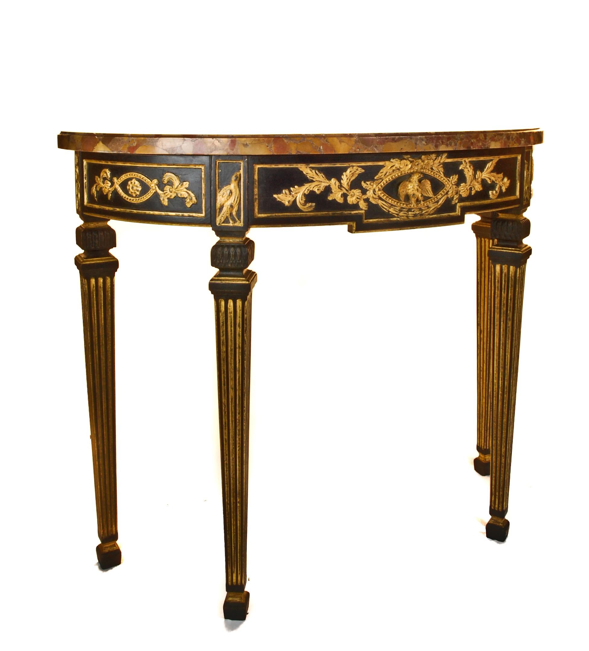 Francese Coppia di console francesi antiche in stile Luigi XVI in ebano e legno dorato con piano in marmo in vendita