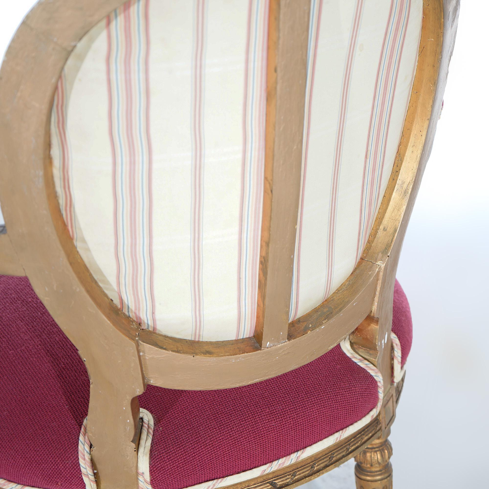 Paar antike französische Sessel aus vergoldetem Holz im Louis-XVI.-Stil, um 1920 im Angebot 4
