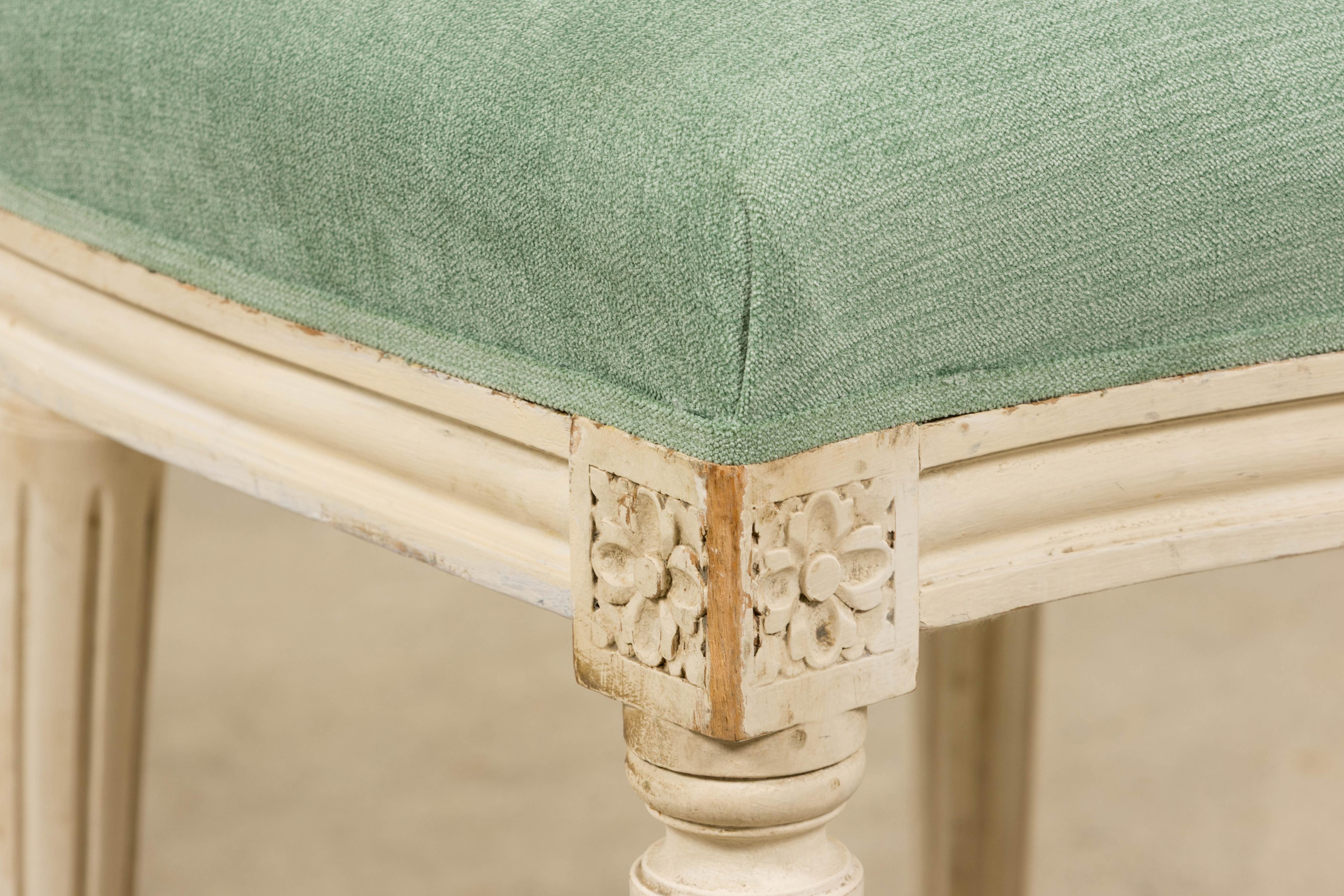 Pareja de Sillones Franceses Antiguos Estilo Luis XVI Pintados en Verde Mar en venta 5