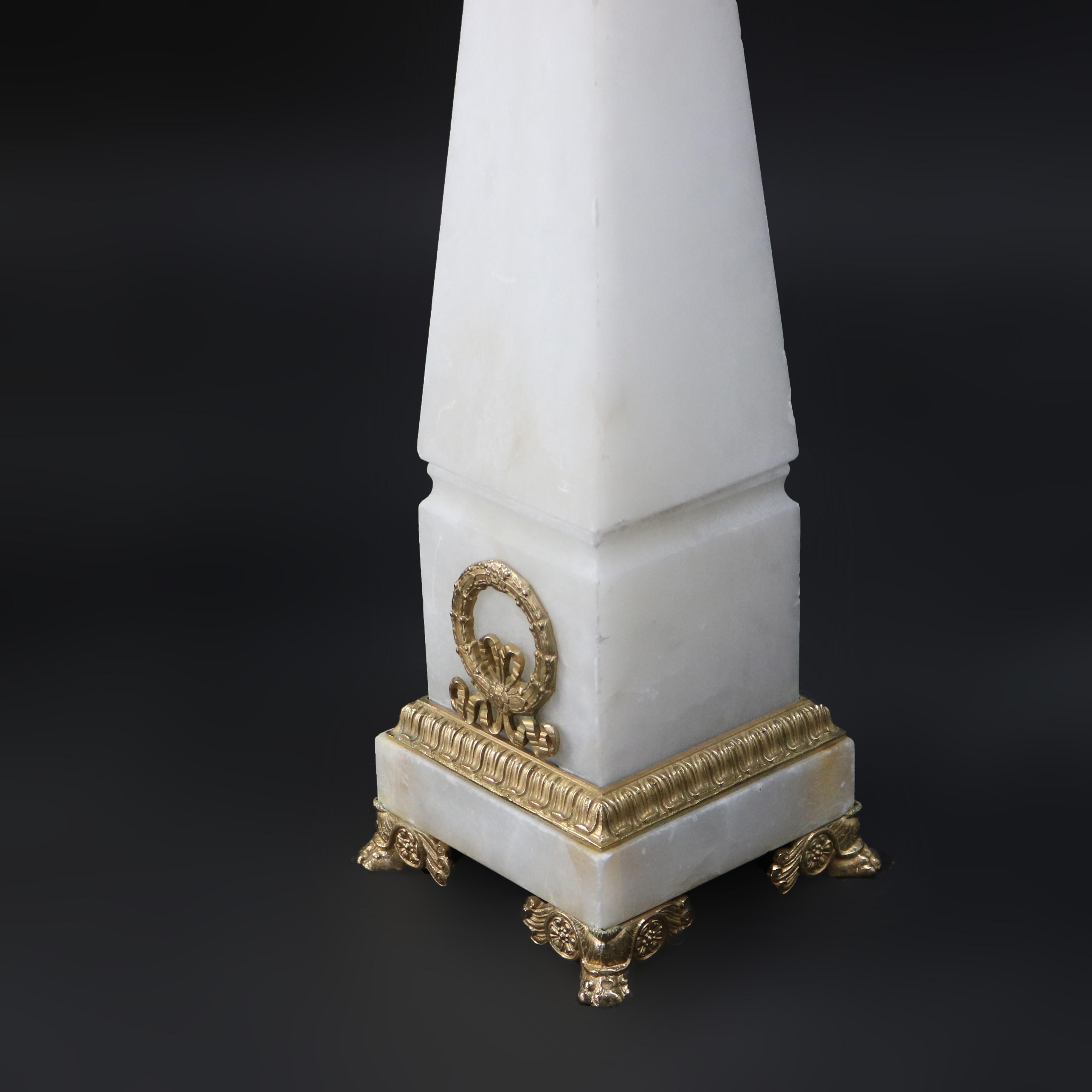 Coppia di obelischi francesi in marmo con montatura in ormolu C1890 in vendita 1