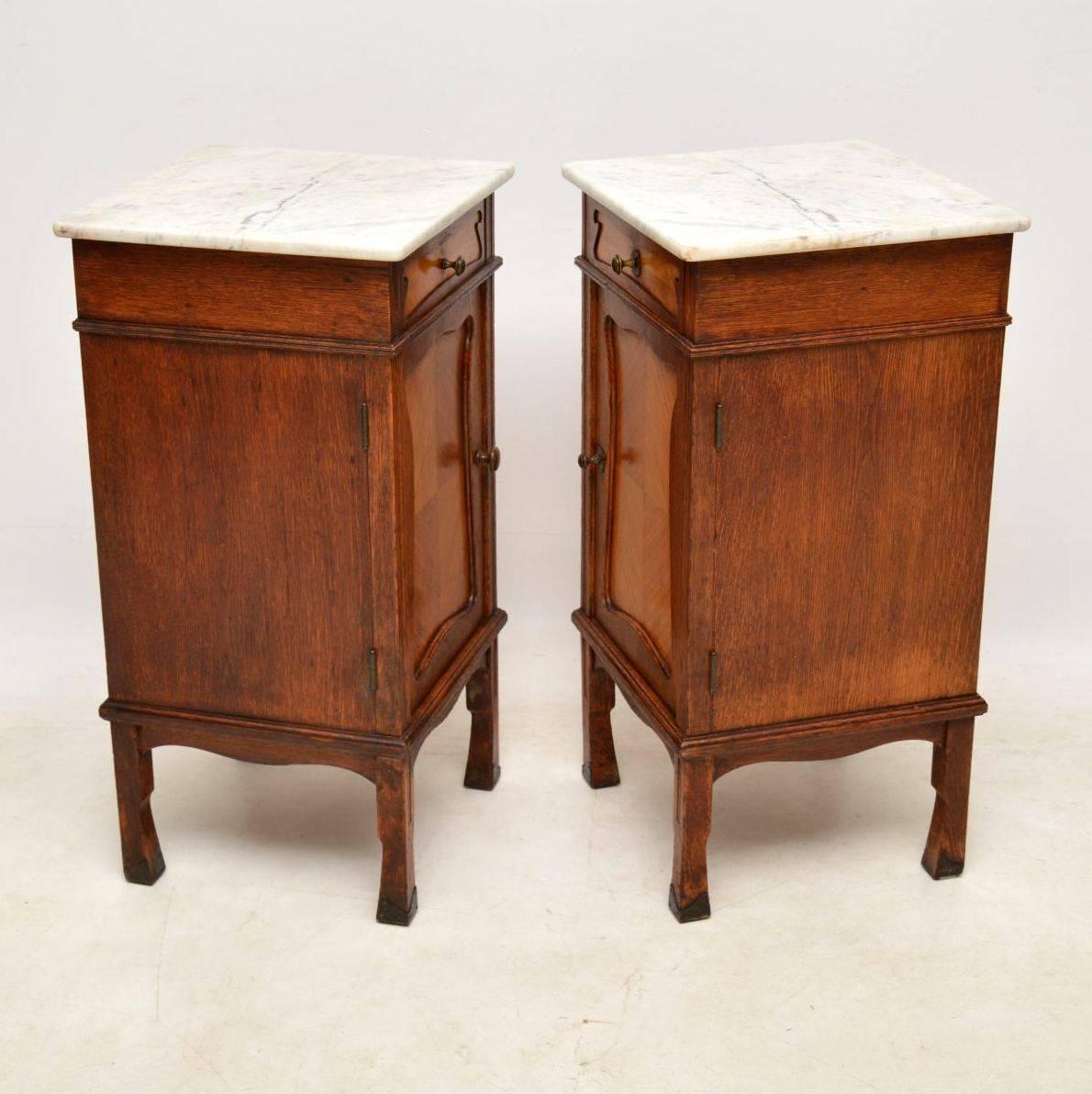 Pair of Antique French Marble-Top Bedside Cabinets In Excellent Condition In London, GB