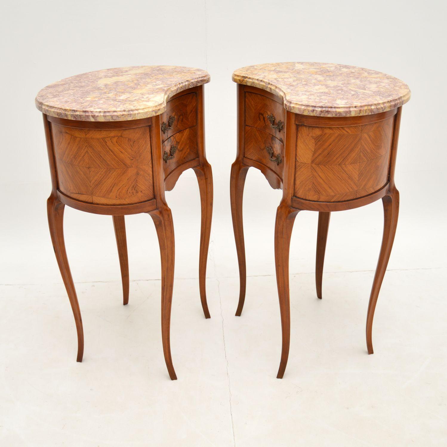 Pair of Antique French Marble Top Kidney Bedside Tables In Good Condition In London, GB