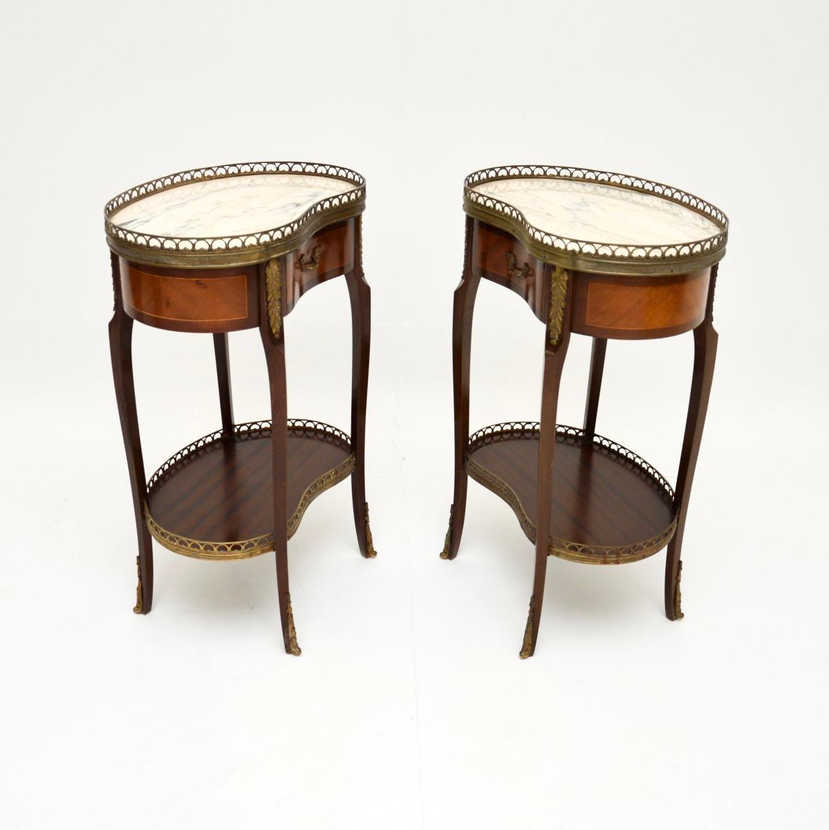 Gilt Pair of Antique French Marble Top Kidney Shaped Side Tables For Sale