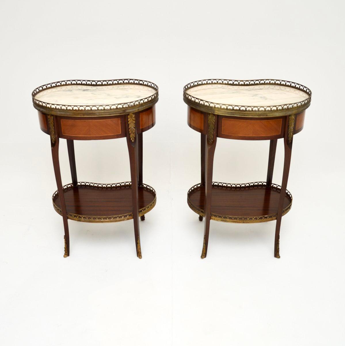 Mid-20th Century Pair of Antique French Marble Top Kidney Shaped Side Tables For Sale