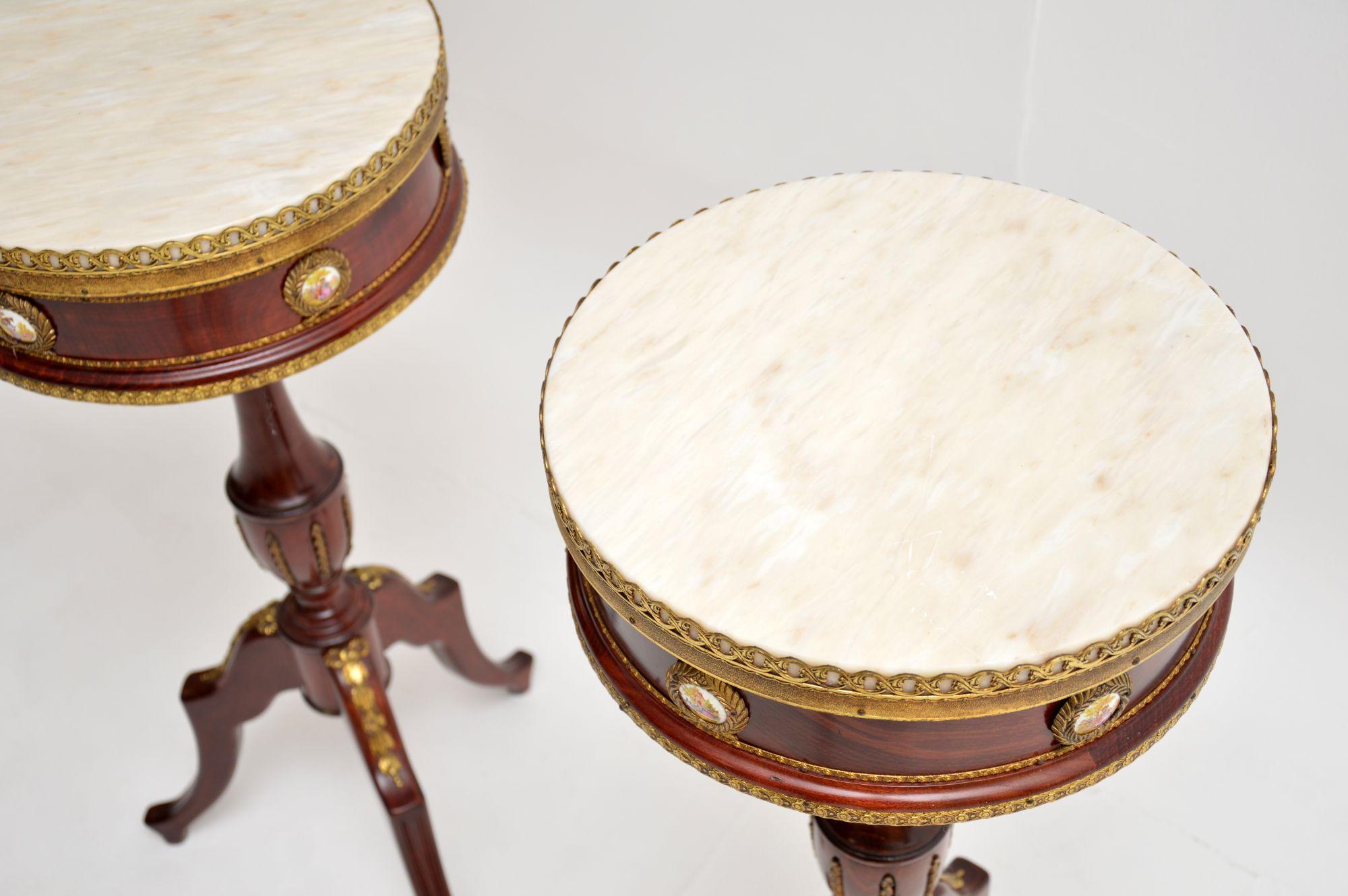 Pair of Antique French Marble Top Side Tables In Good Condition For Sale In London, GB
