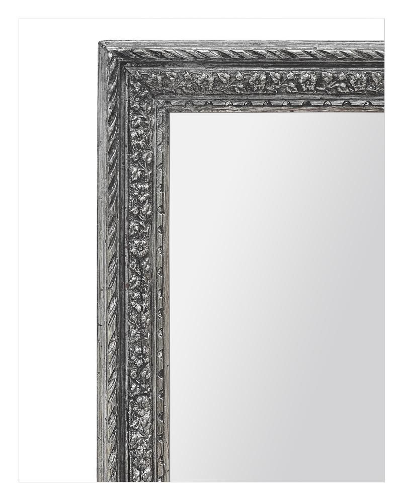 Inizio XX secolo Coppia di specchi francesi antichi in legno patinato e argentato, circa 1900 in vendita